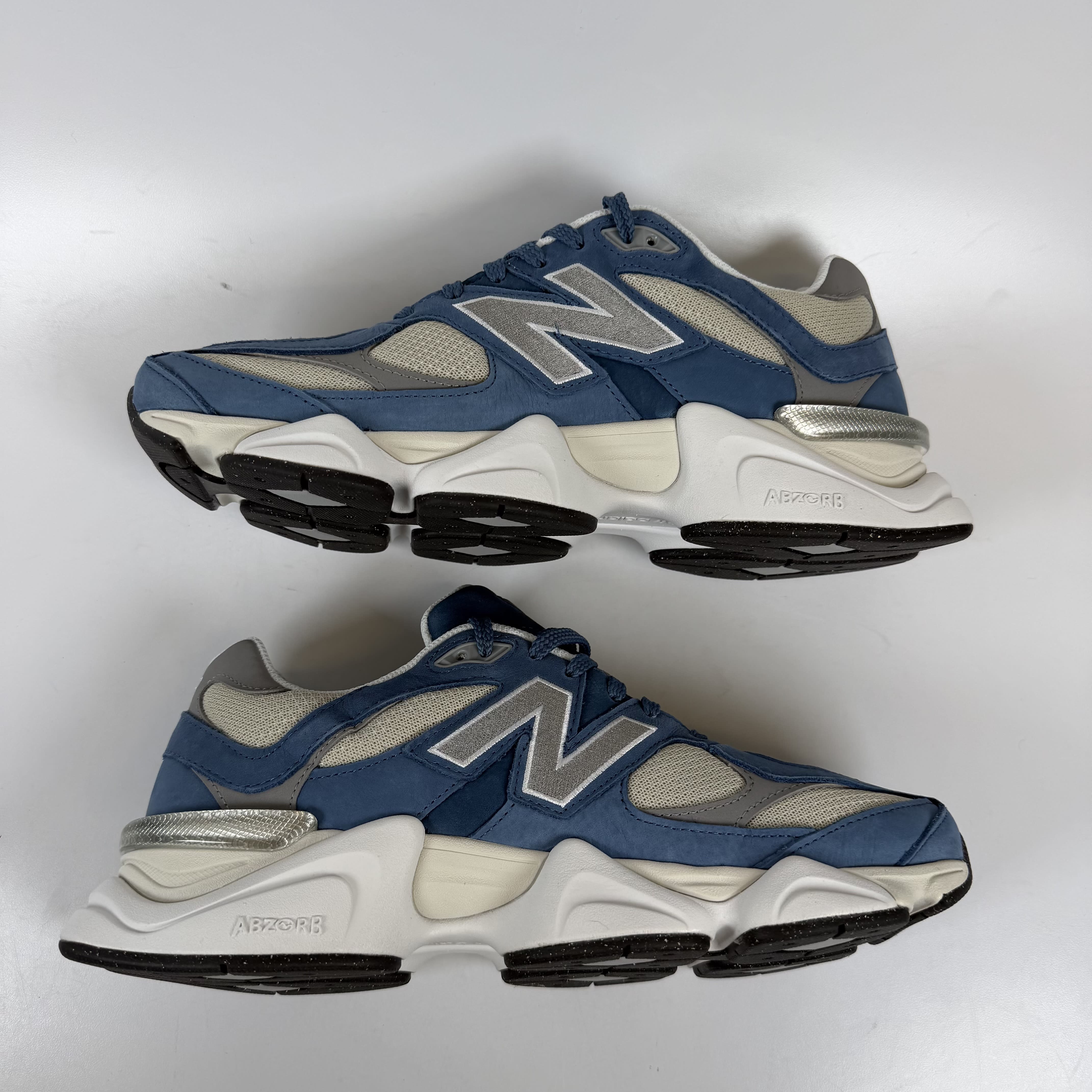 [SP16064] New Balance 9060 Fall Suedes Pack Shoreline Blue