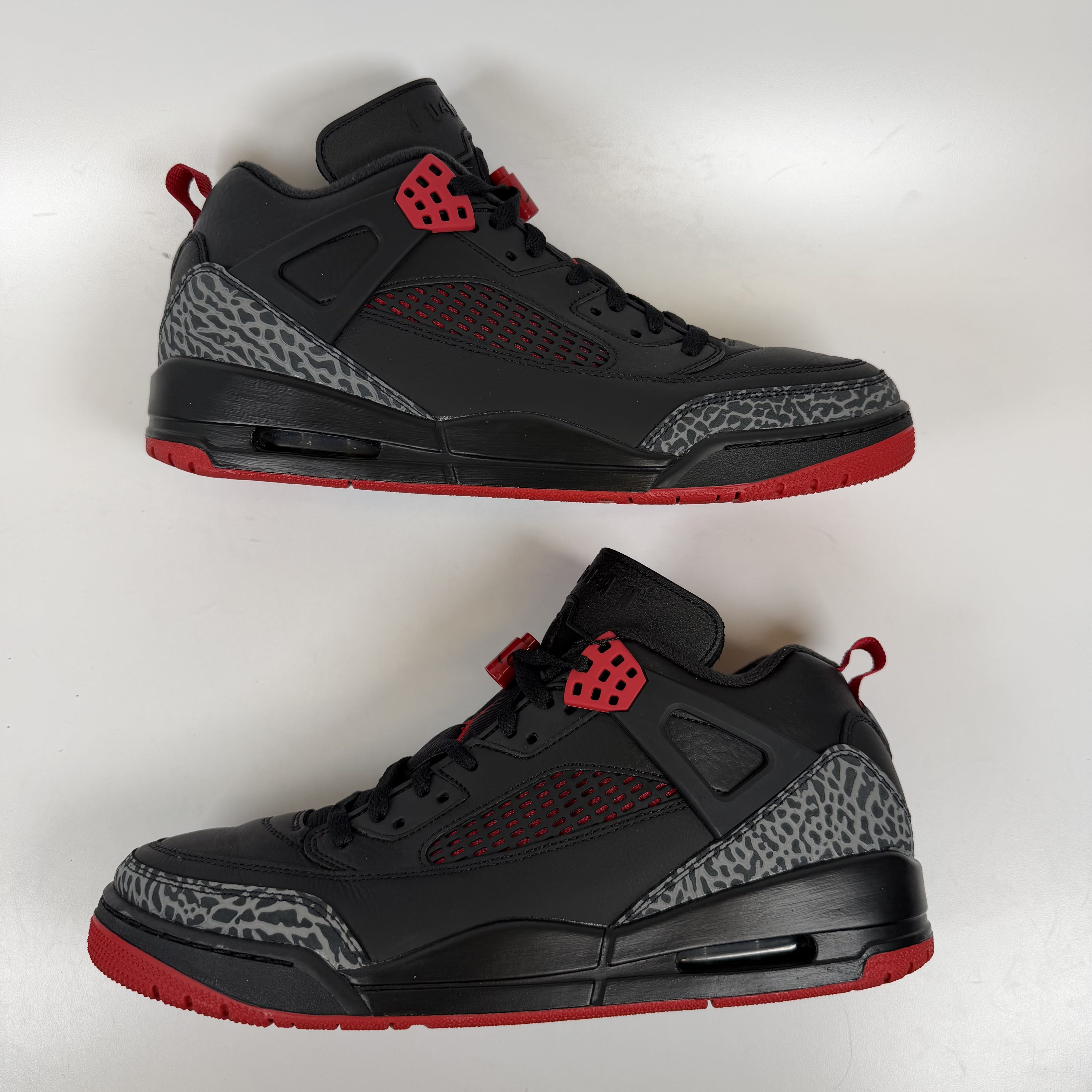 [SP15571] Jordan Spizike Low Bred