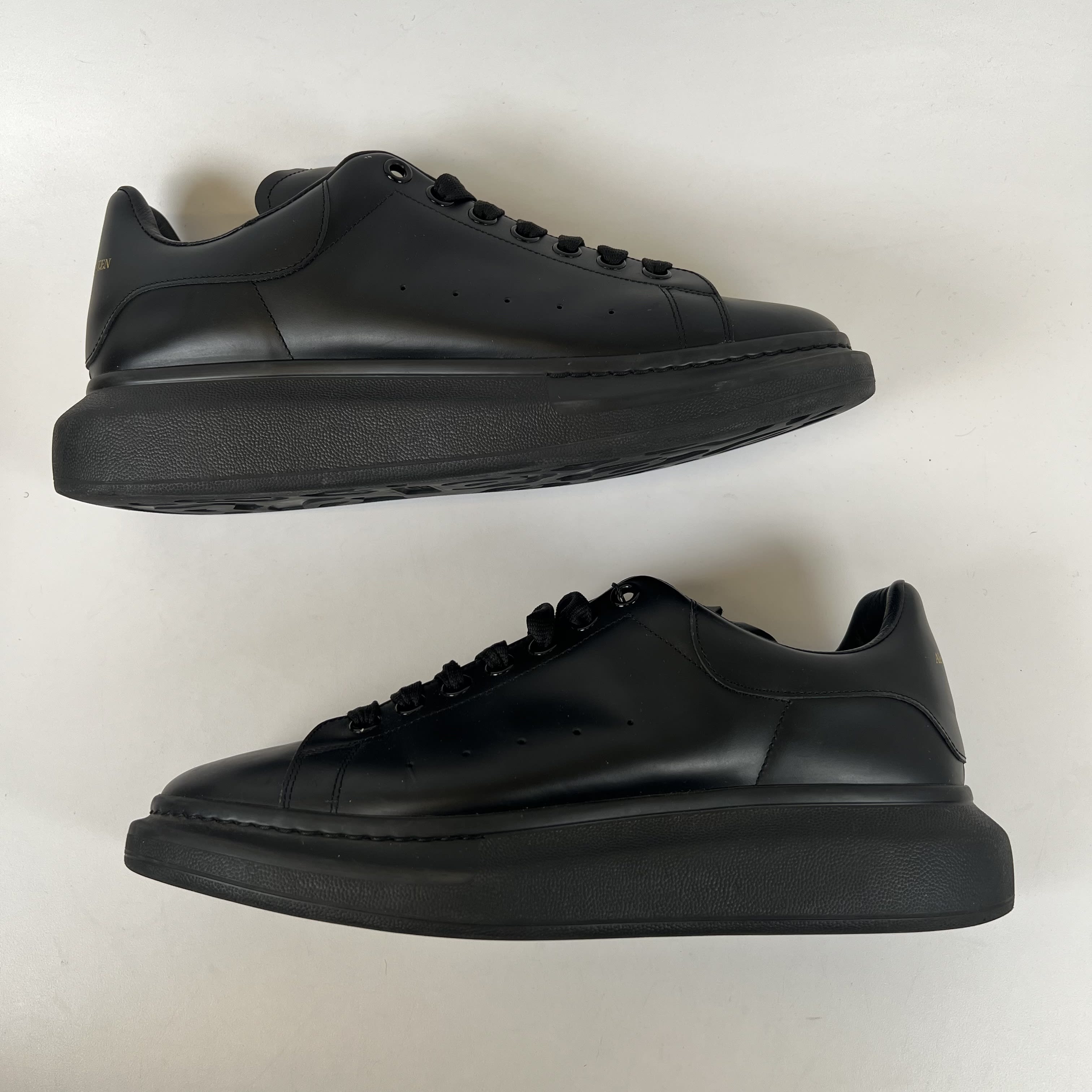 [SP11276] Alexander McQueen Oversized Black
