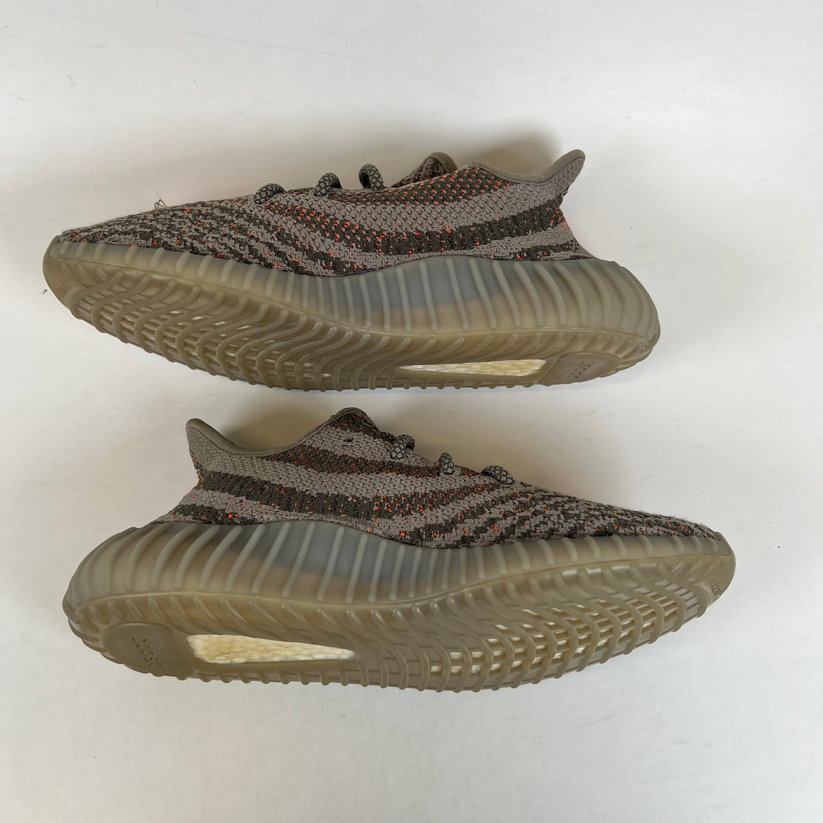 https://res.cloudinary.com/dlqdbsx2k/image/upload/v1790625180/blob_chsyvh.jpg