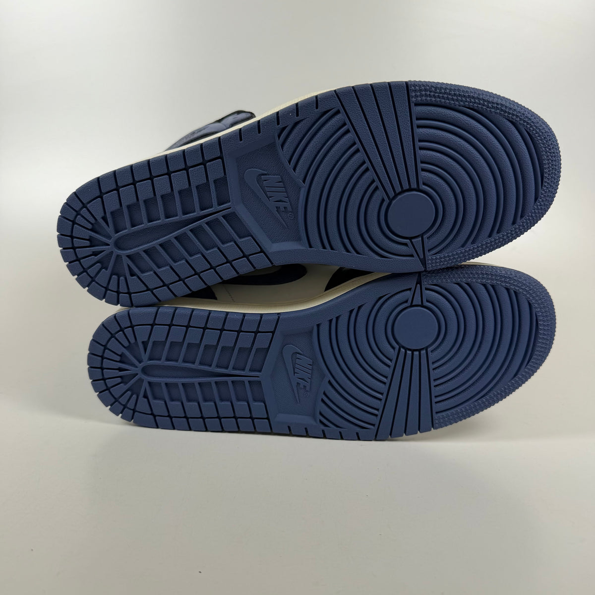 https://res.cloudinary.com/dlqdbsx2k/image/upload/v1788213295/blob_cknyzx.jpg