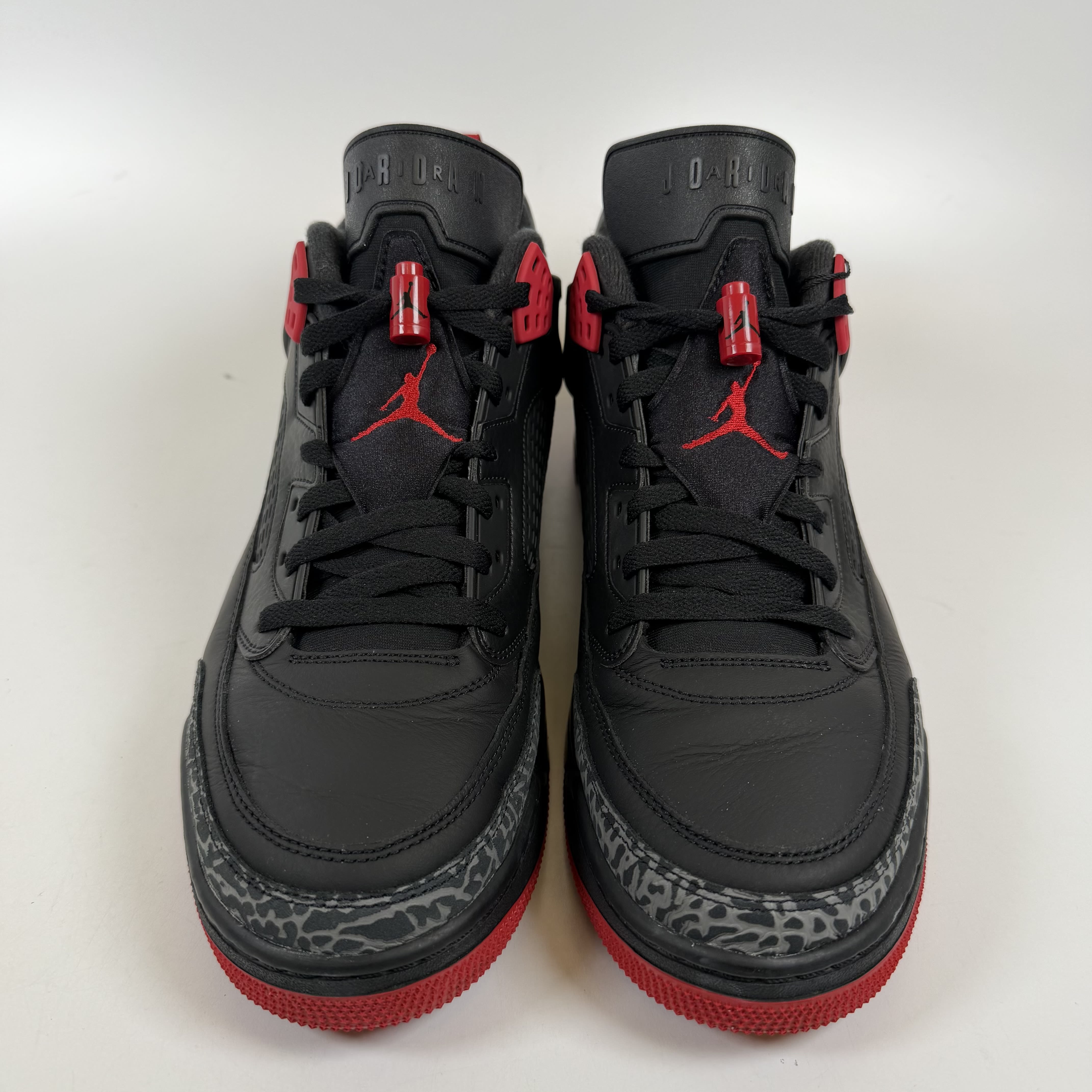 [SP15571] Jordan Spizike Low Bred