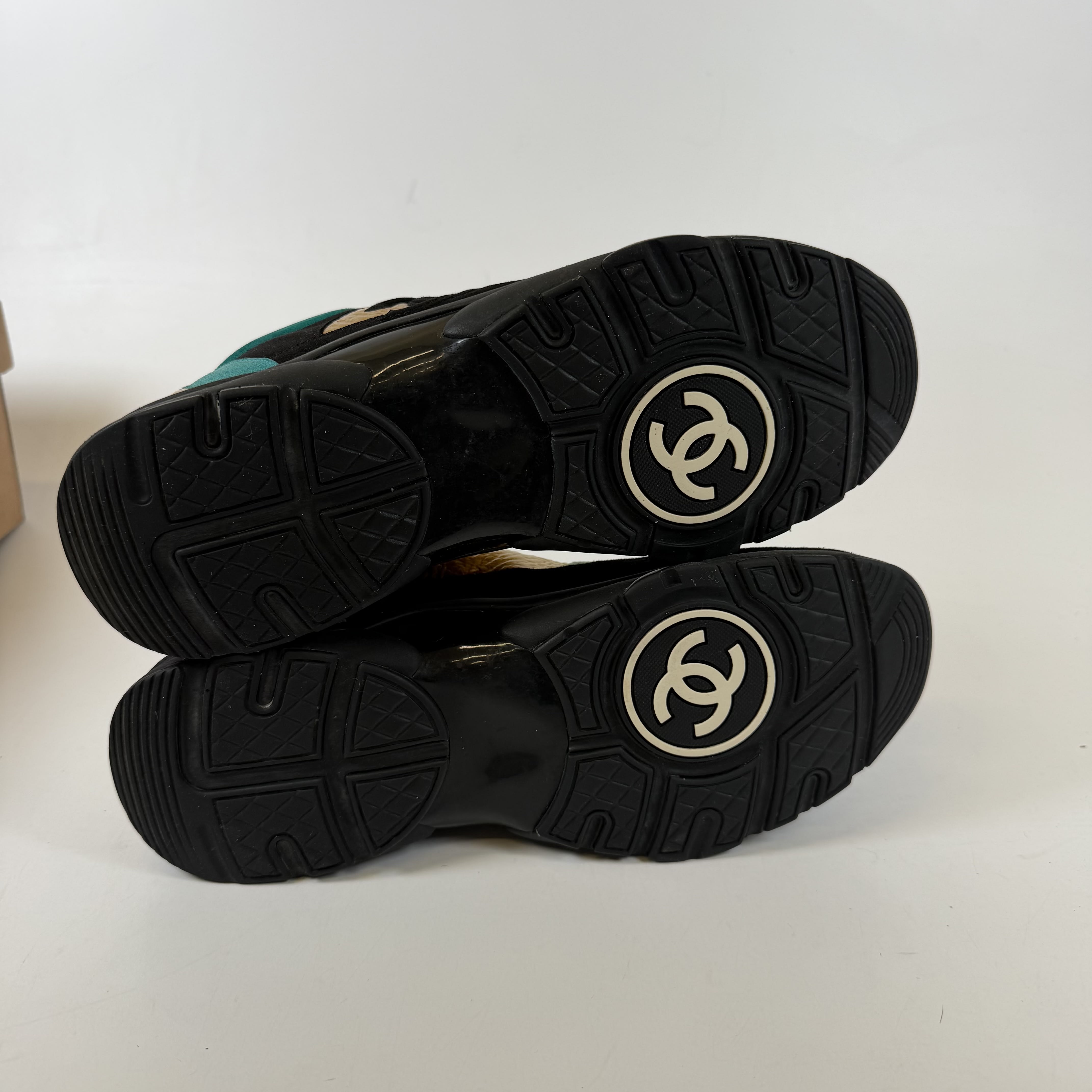 [SP14567] Chanel CC Foil Suede Sneakers