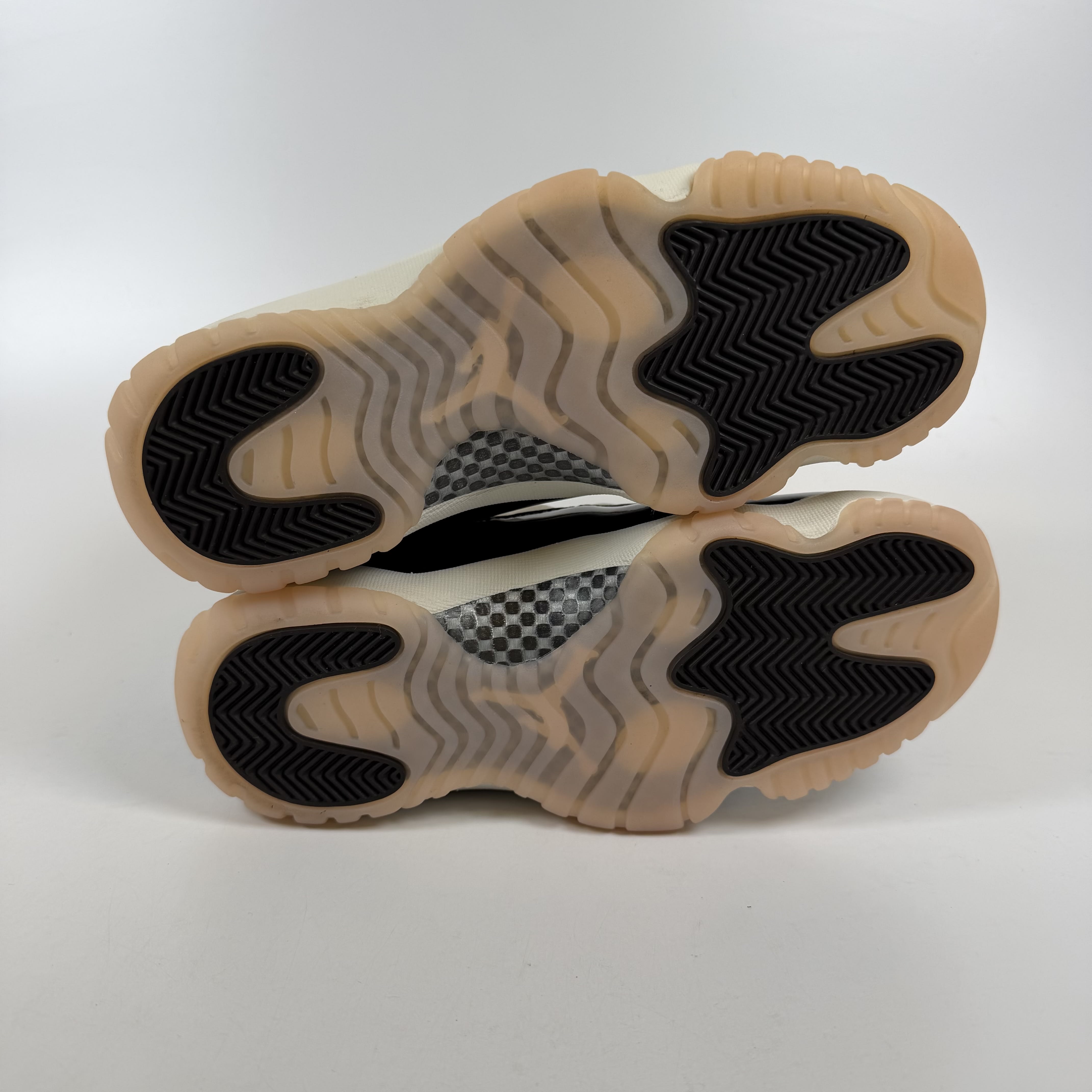 [SP14269] Jordan 11 Retro Neapolitan (Women's)