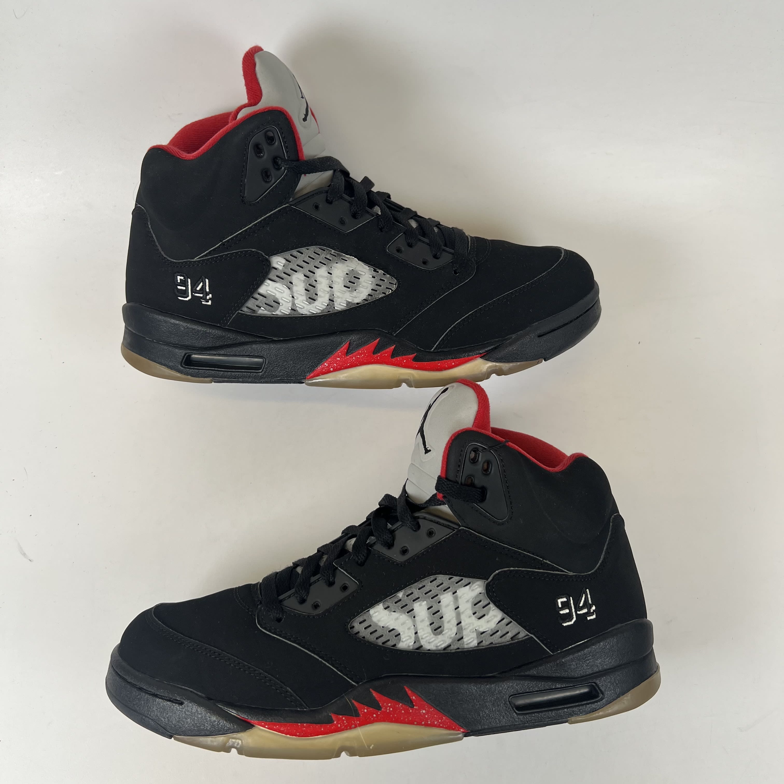 [SP10098] Jordan 5 Retro Supreme Black