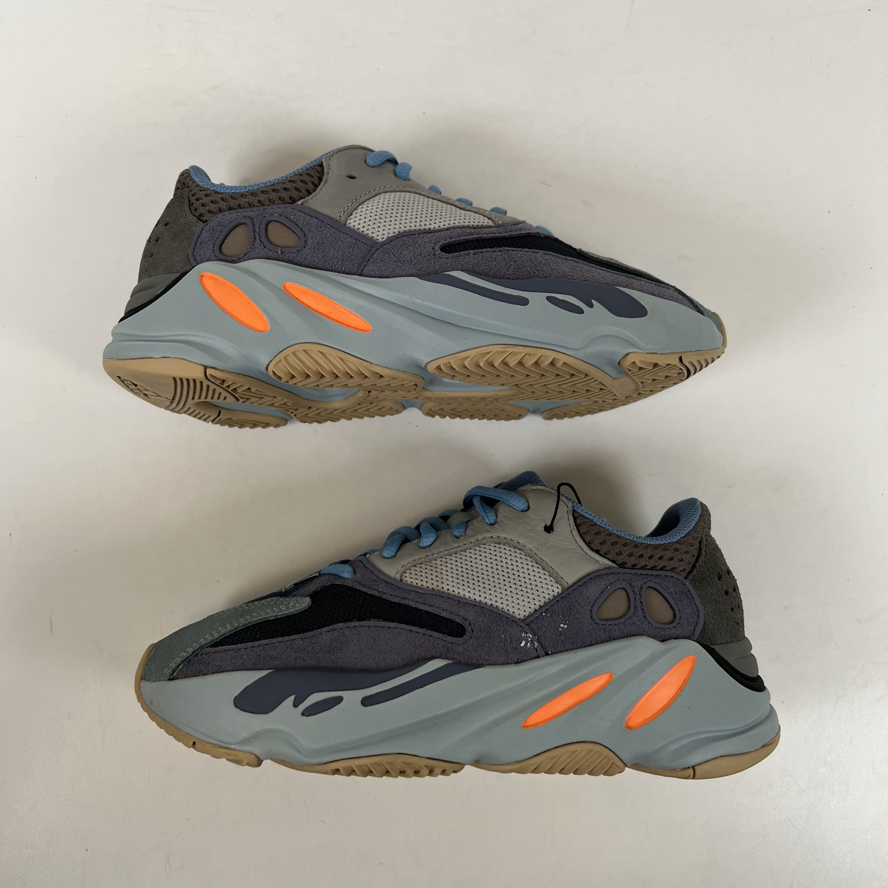 [SP14994] adidas Yeezy Boost 700 Carbon Blue