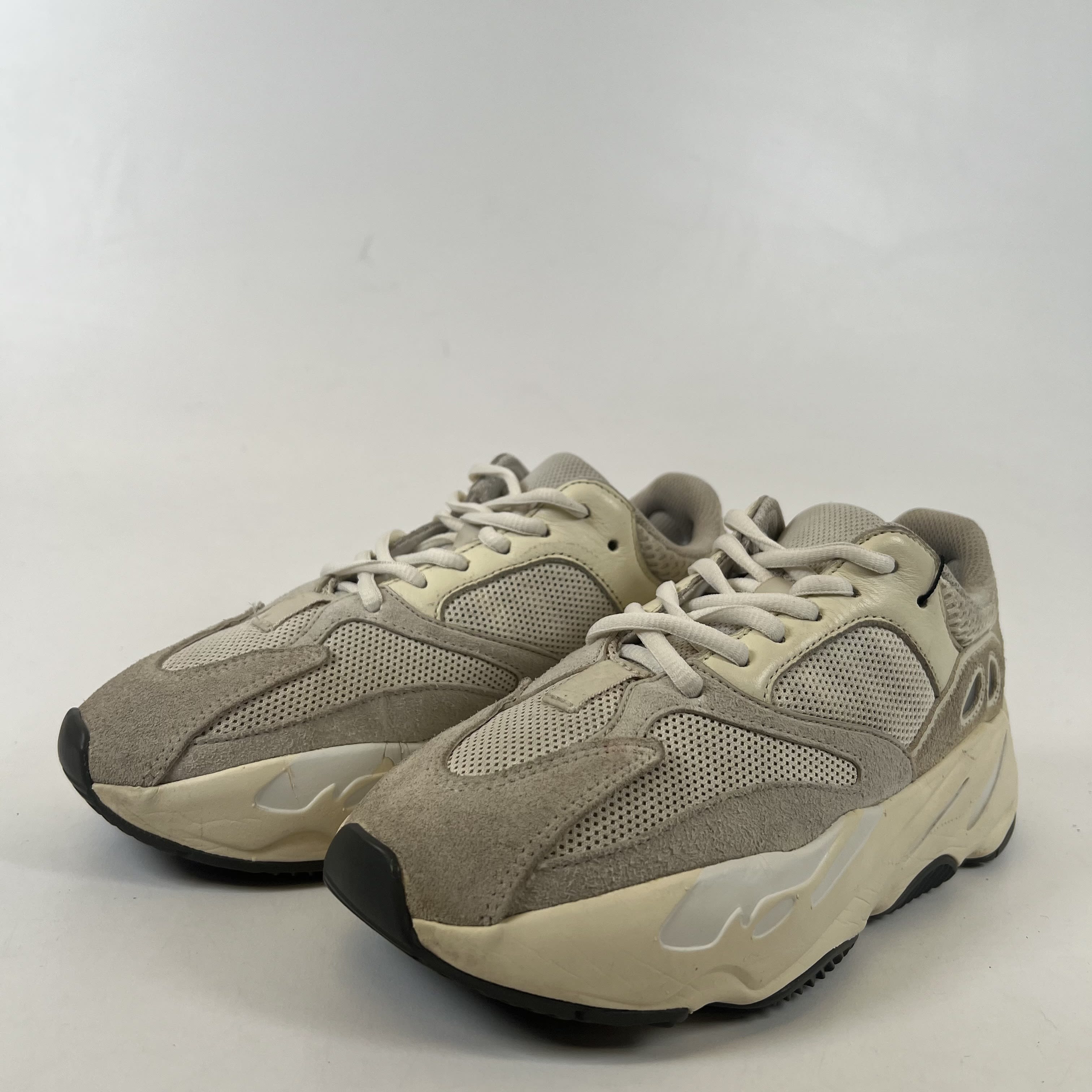 [SP12317] Yeezy Boost 700 'Analog'