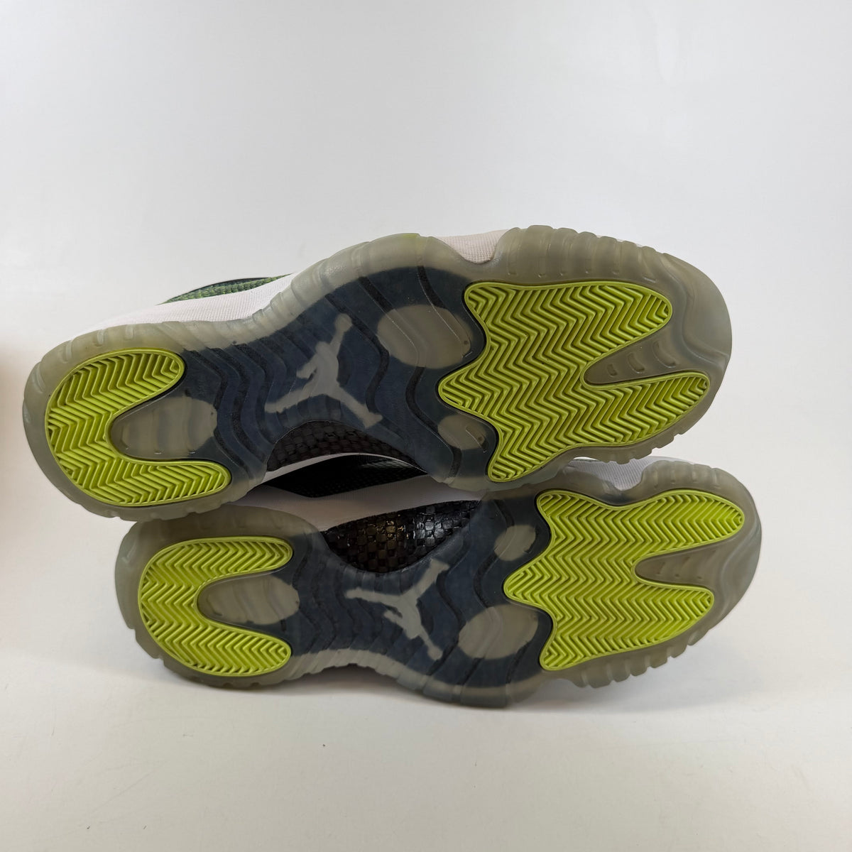 https://res.cloudinary.com/dlqdbsx2k/image/upload/v1789573684/blob_gzhlu6.jpg