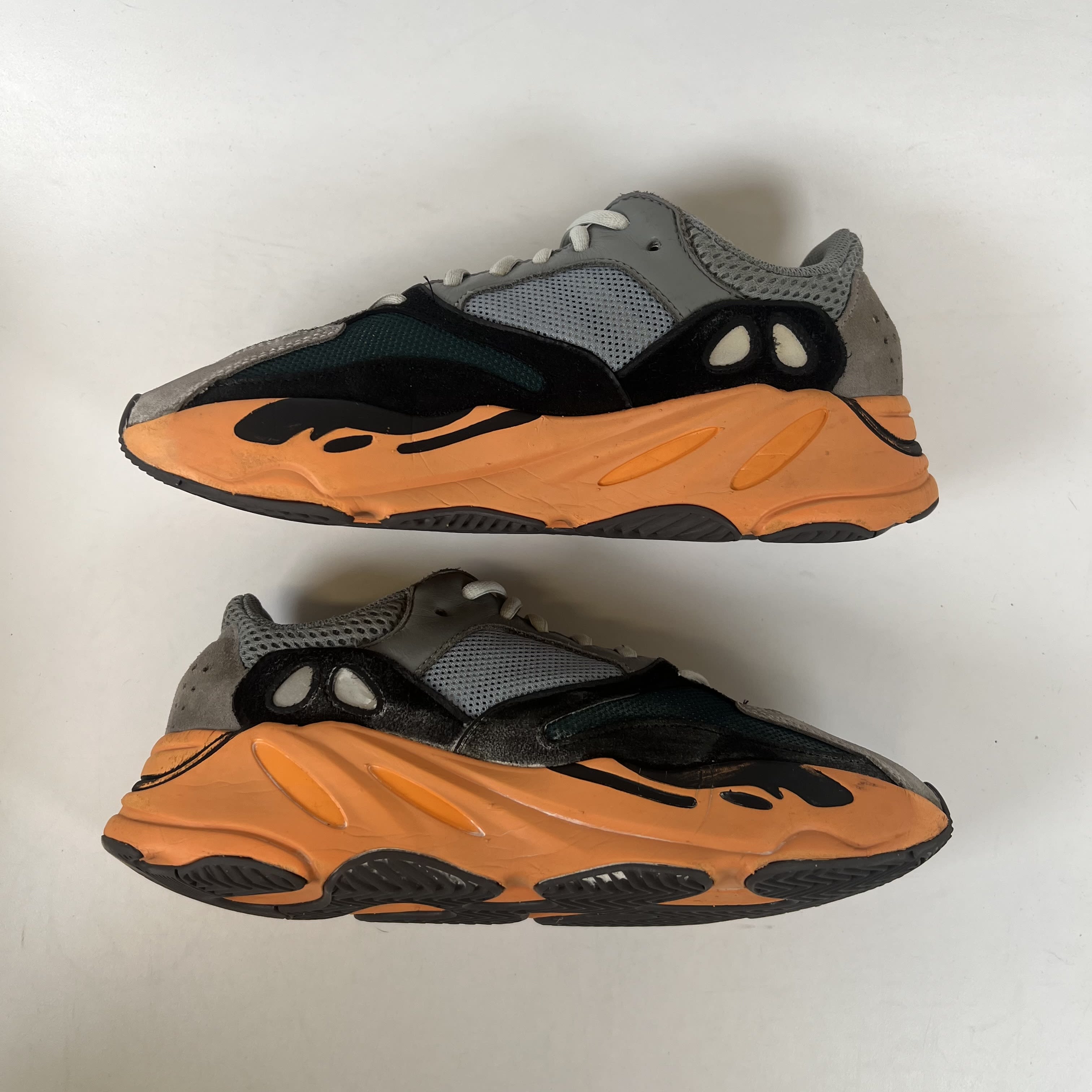 [SP14281] Yeezy Boost 700 'Wash Orange'