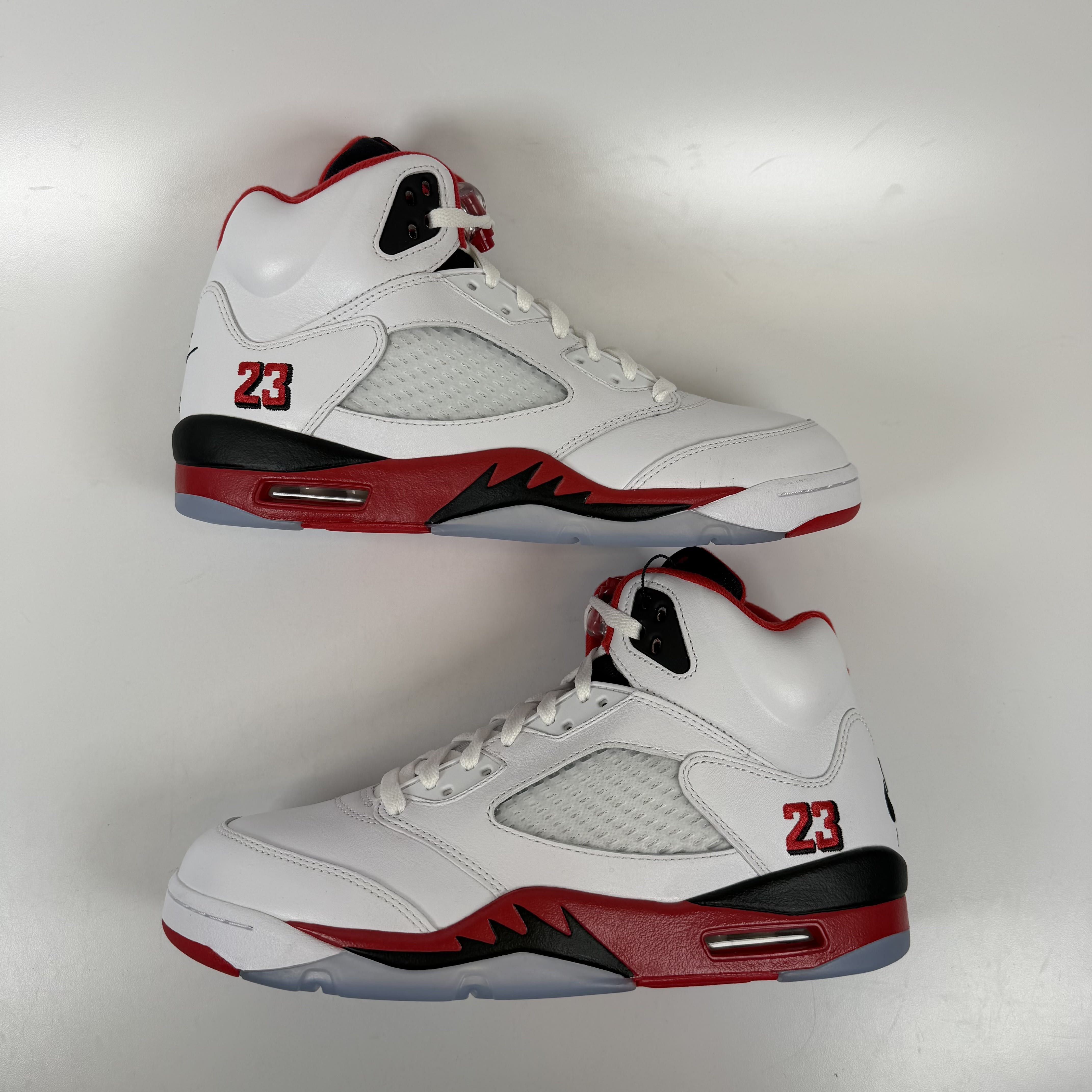 [SP14288] Jordan 5 Retro Fire Red Black Tongue (2025)