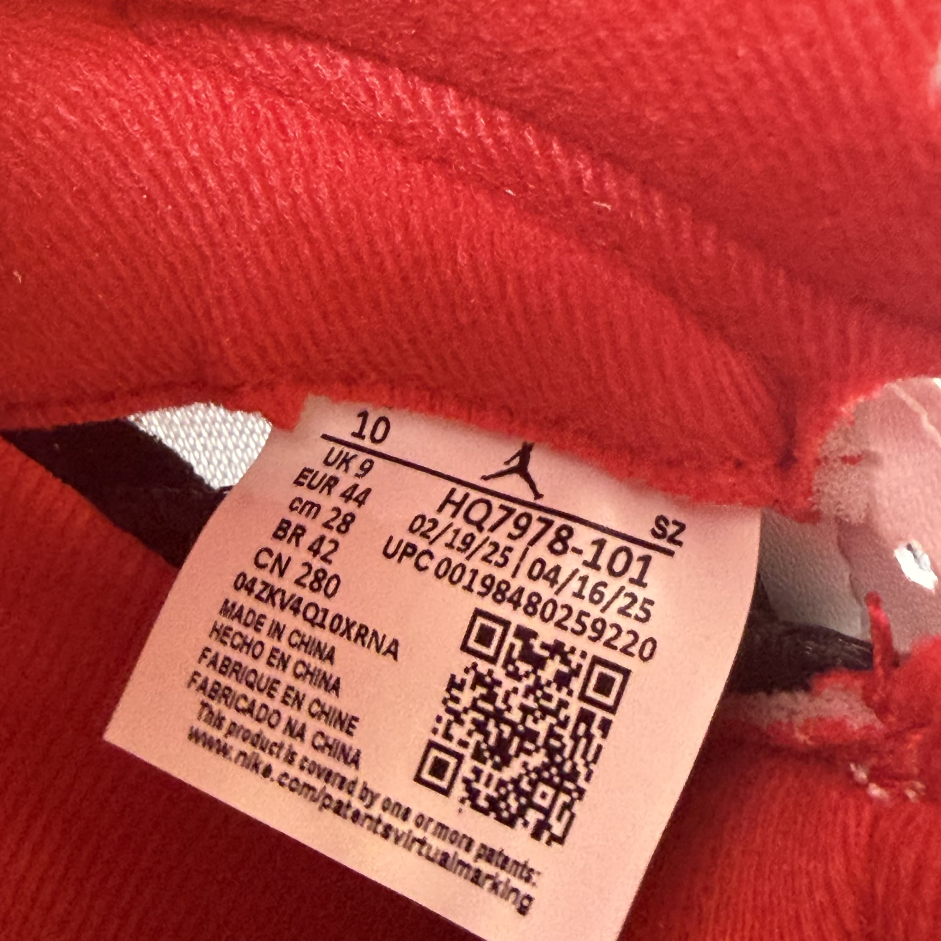 [SP14288] Jordan 5 Retro Fire Red Black Tongue (2025)