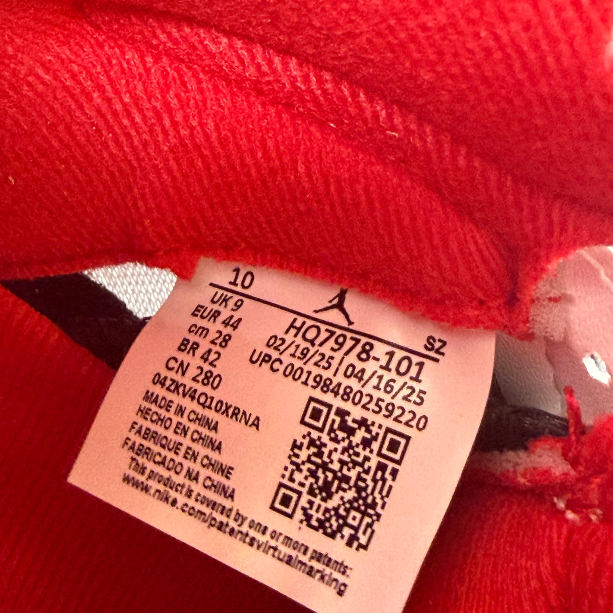 [SP14288] Jordan 5 Retro Fire Red Black Tongue (2025)