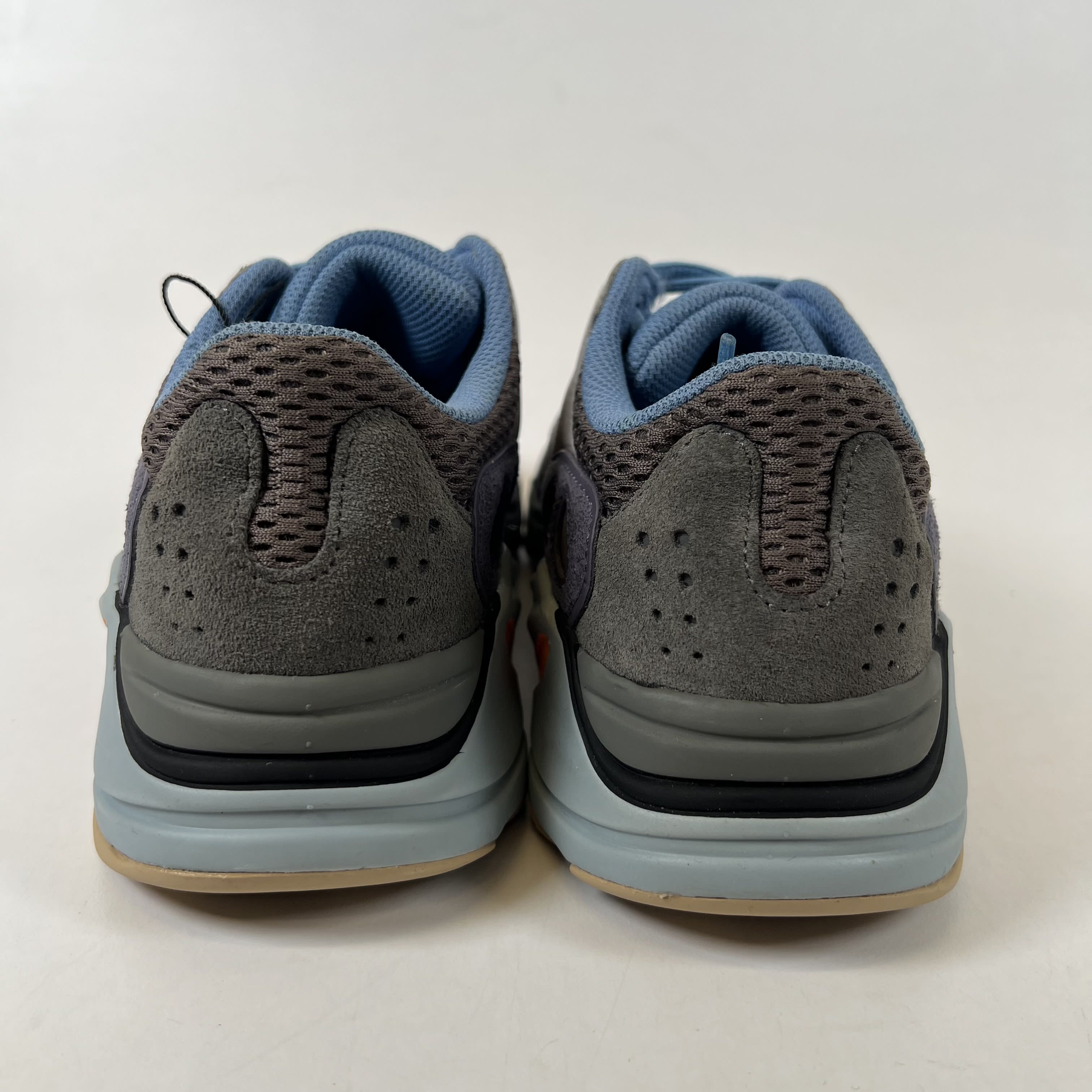 [SP14994] adidas Yeezy Boost 700 Carbon Blue