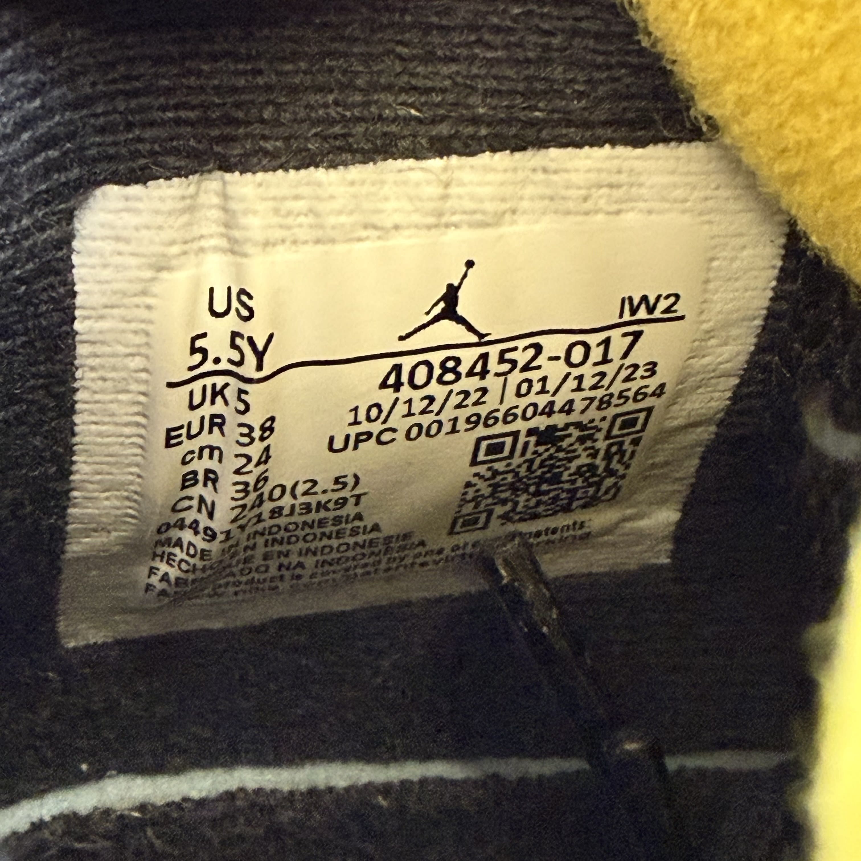 [SP13430] Jordan 4 Retro Thunder (2023) (GS)