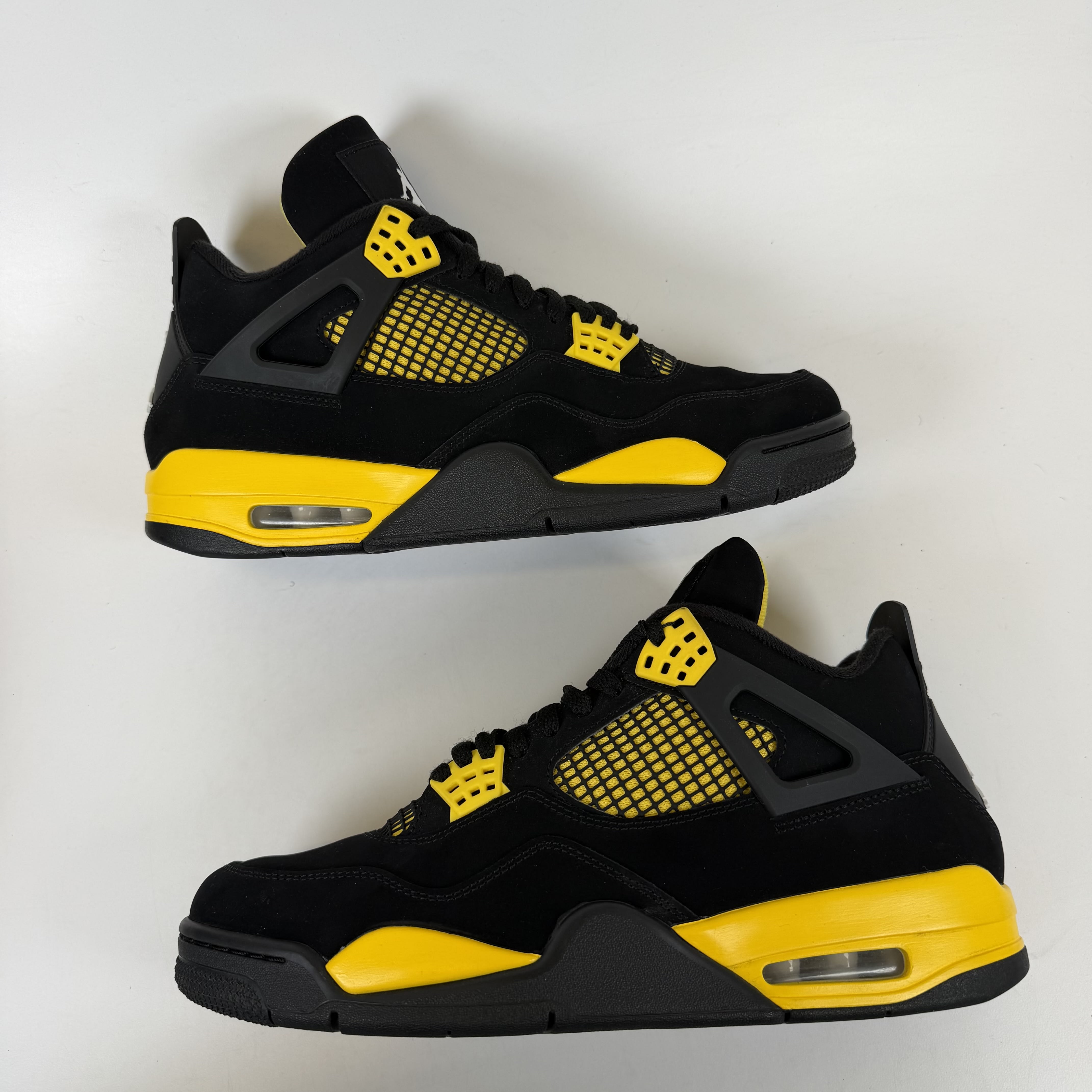 [SP15294] Jordan 4 Retro Thunder (2023)
