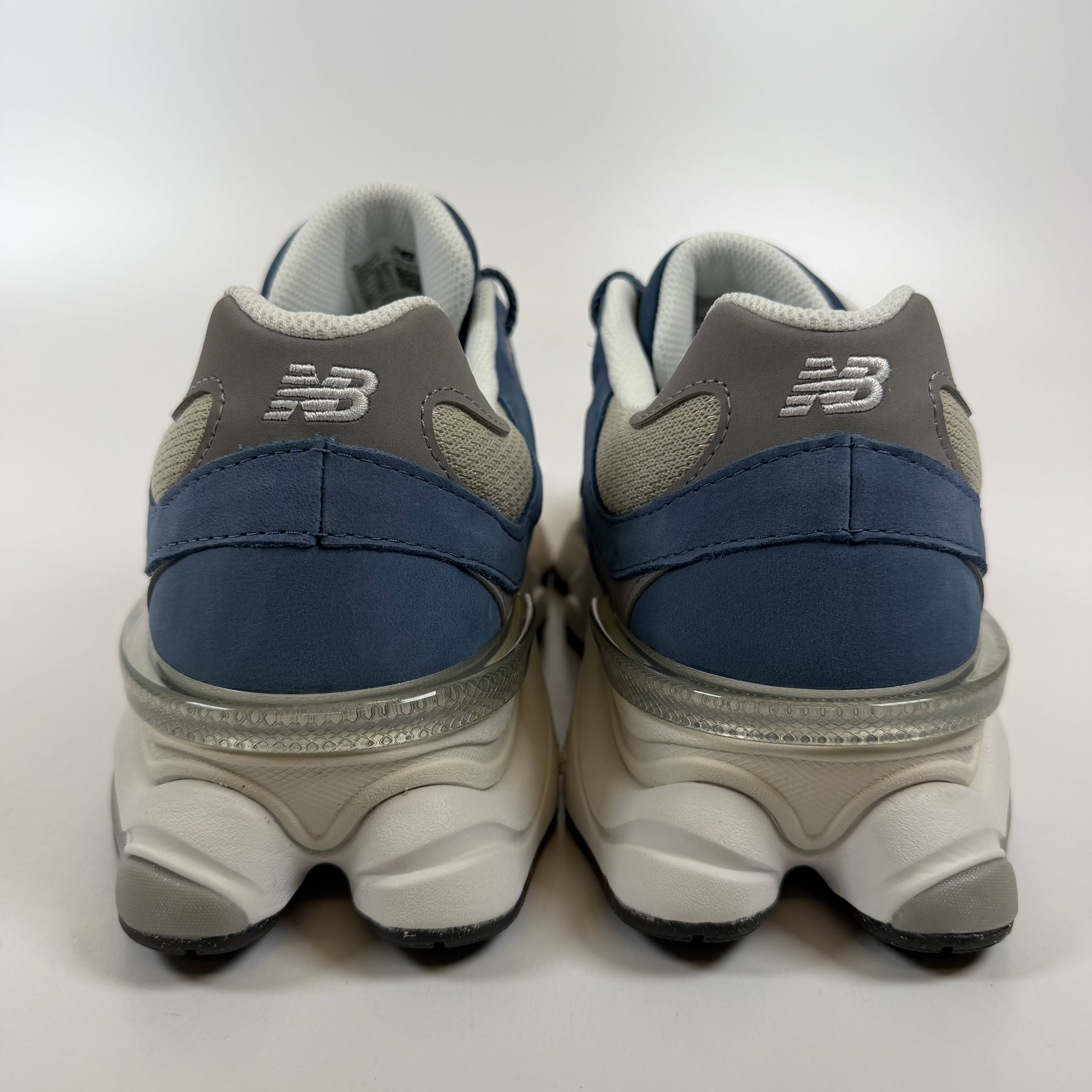 [SP16064] New Balance 9060 Fall Suedes Pack Shoreline Blue