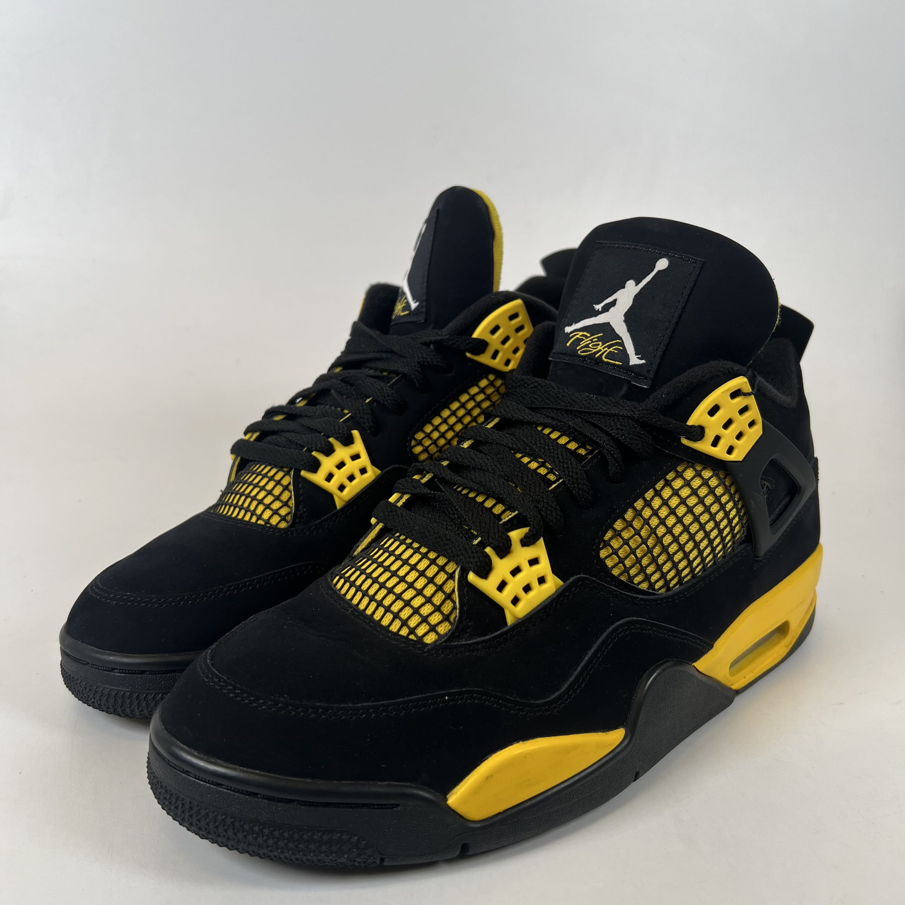 [SP14499] Jordan 4 Retro Thunder (2023)