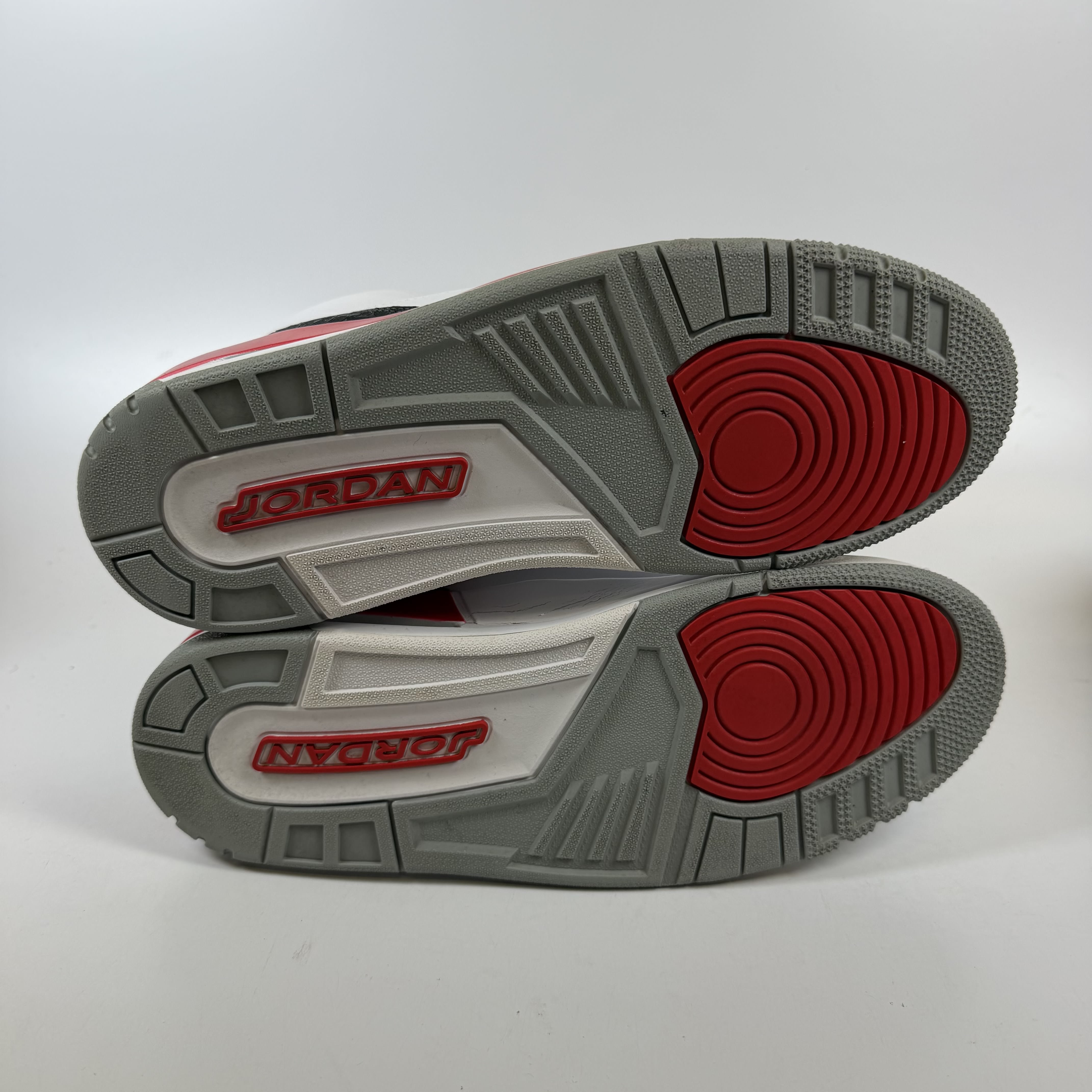 [SP15170] Jordan 3 Retro Fire Red (2013)
