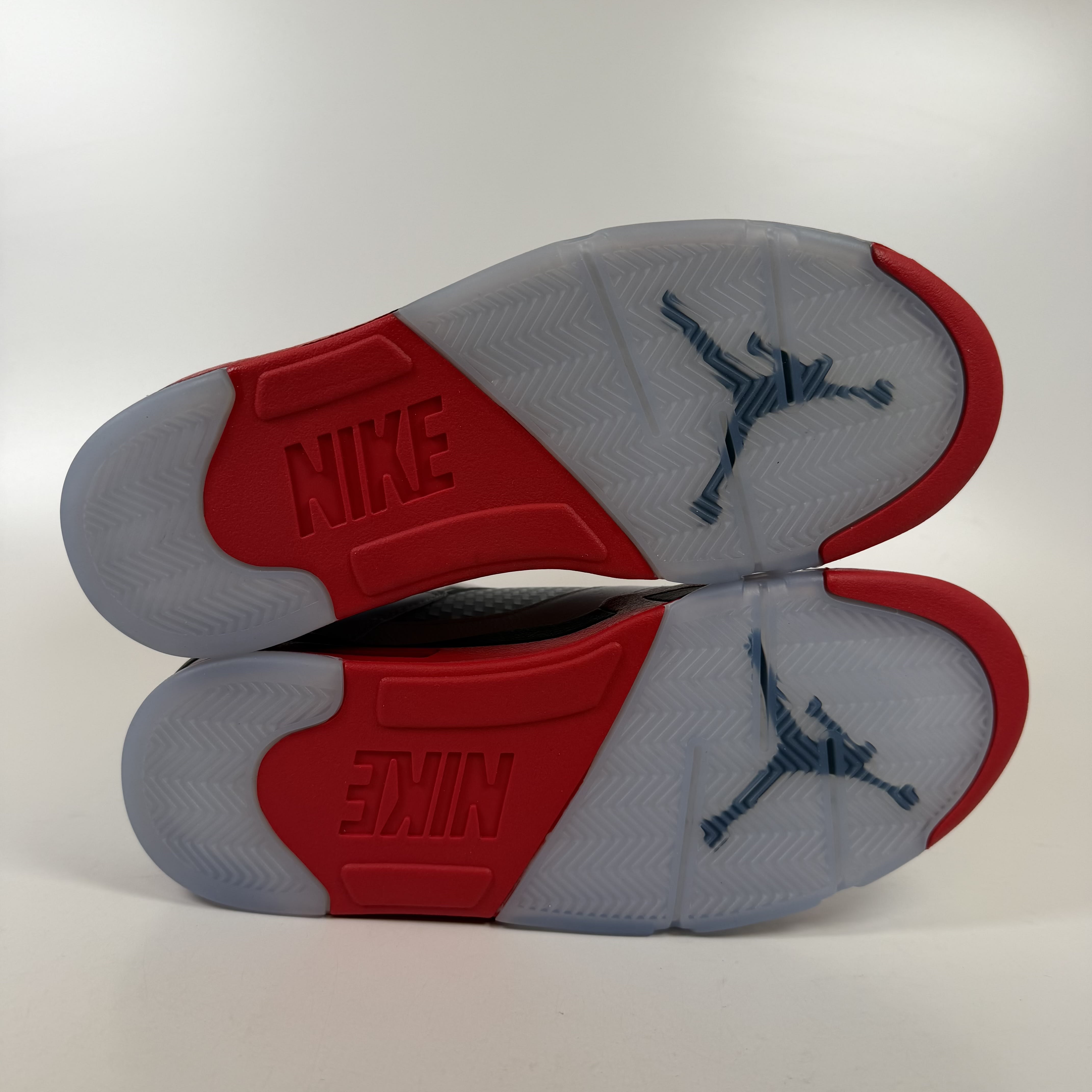 [SP14288] Jordan 5 Retro Fire Red Black Tongue (2025)