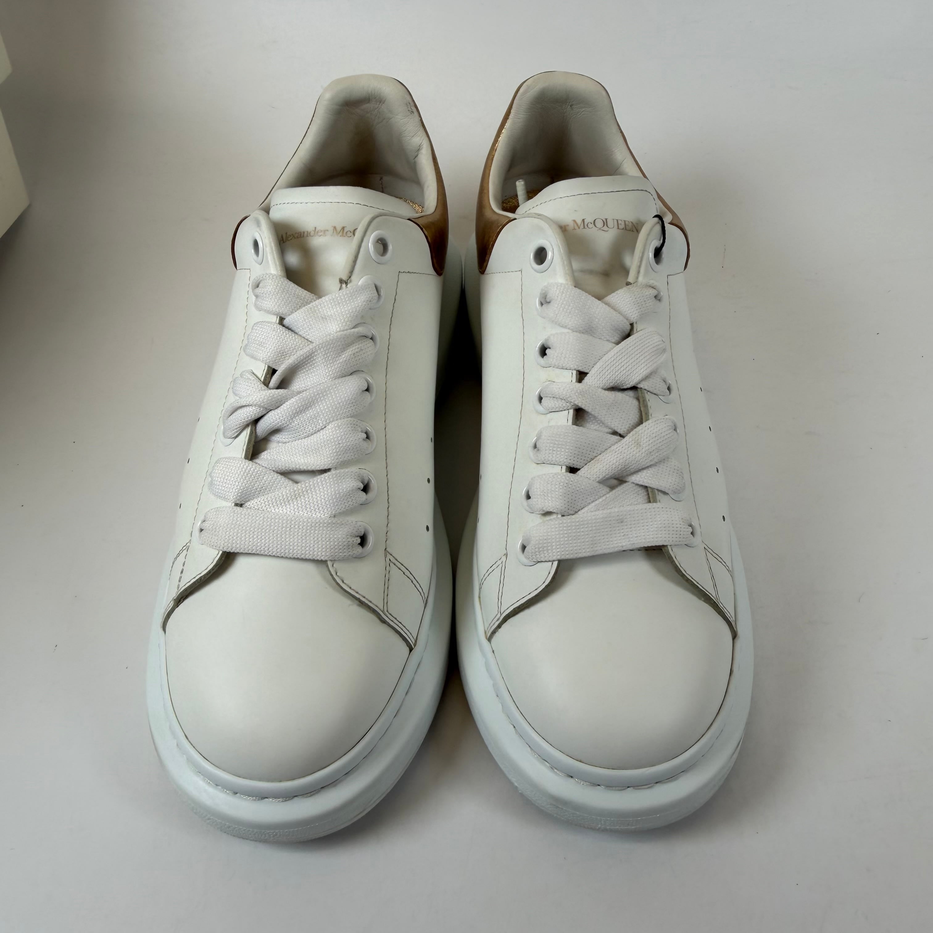 [SP12207] Alexander McQueen Oversized Light Gold