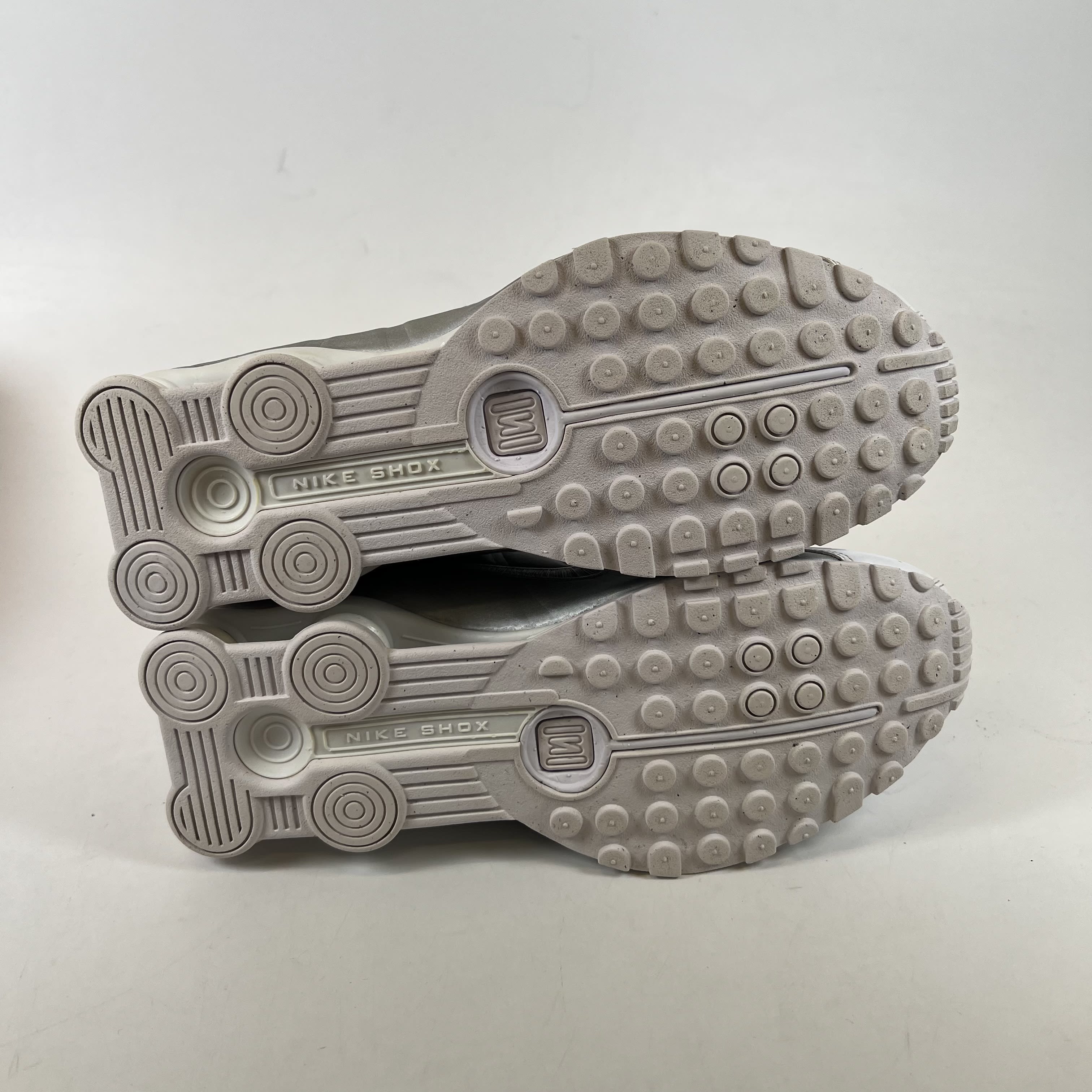 [SP15219] Nike Shox R4 White Bright Crimson Metallic Silver