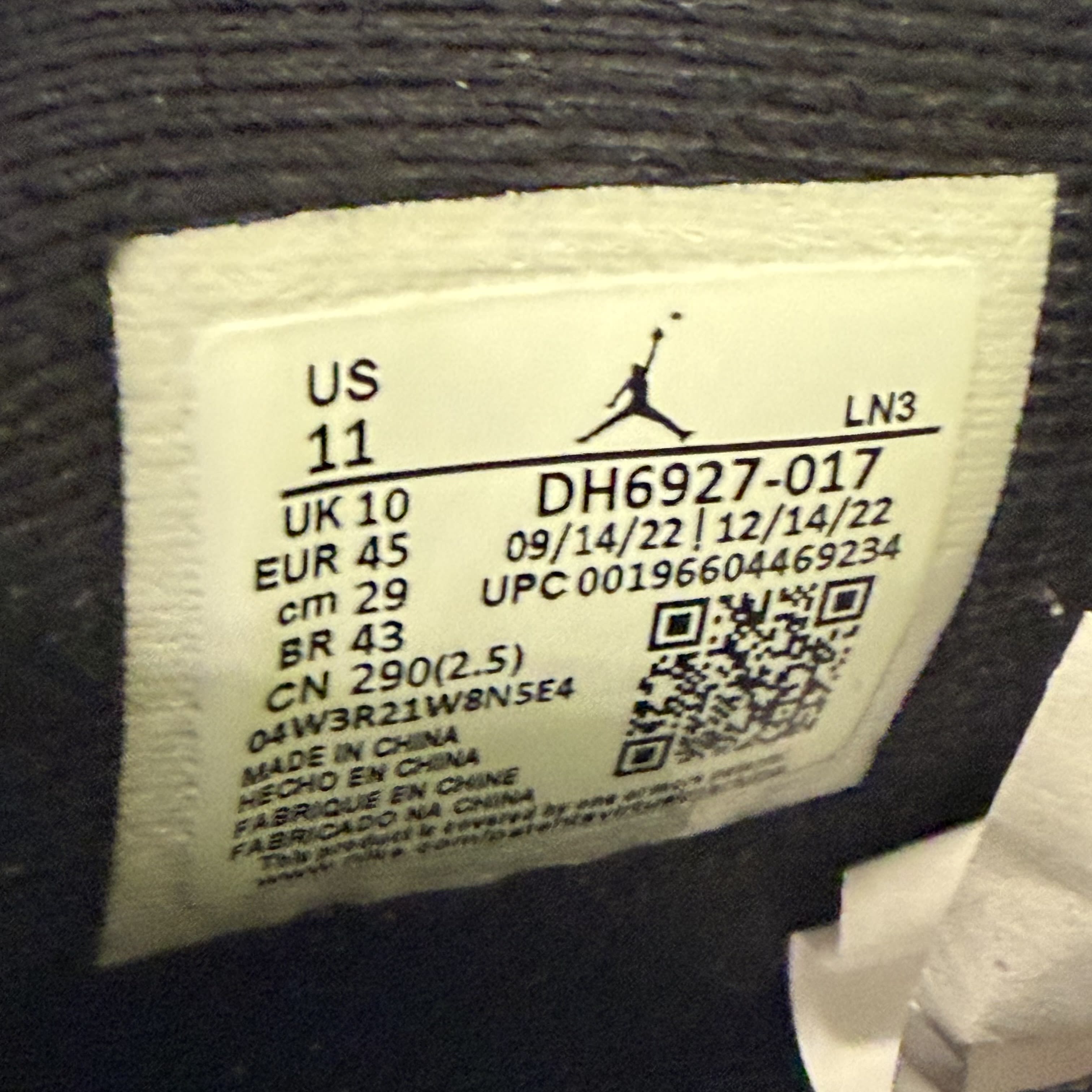 [SP15294] Jordan 4 Retro Thunder (2023)
