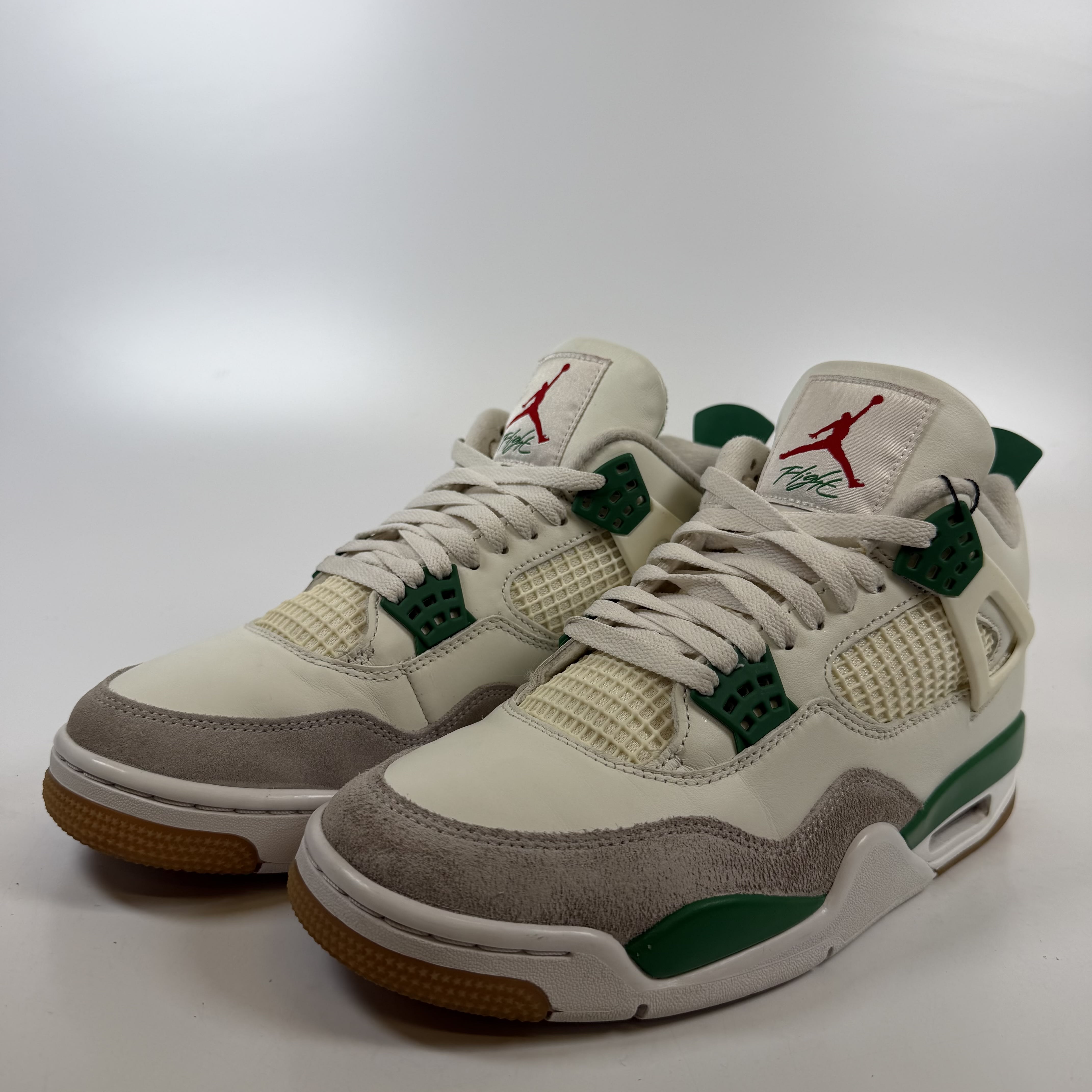 [SP13335] Jordan 4 Retro SB Pine Green