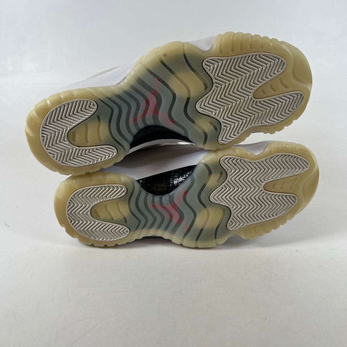 https://res.cloudinary.com/dlqdbsx2k/image/upload/v1790032314/blob_pqbntr.jpg