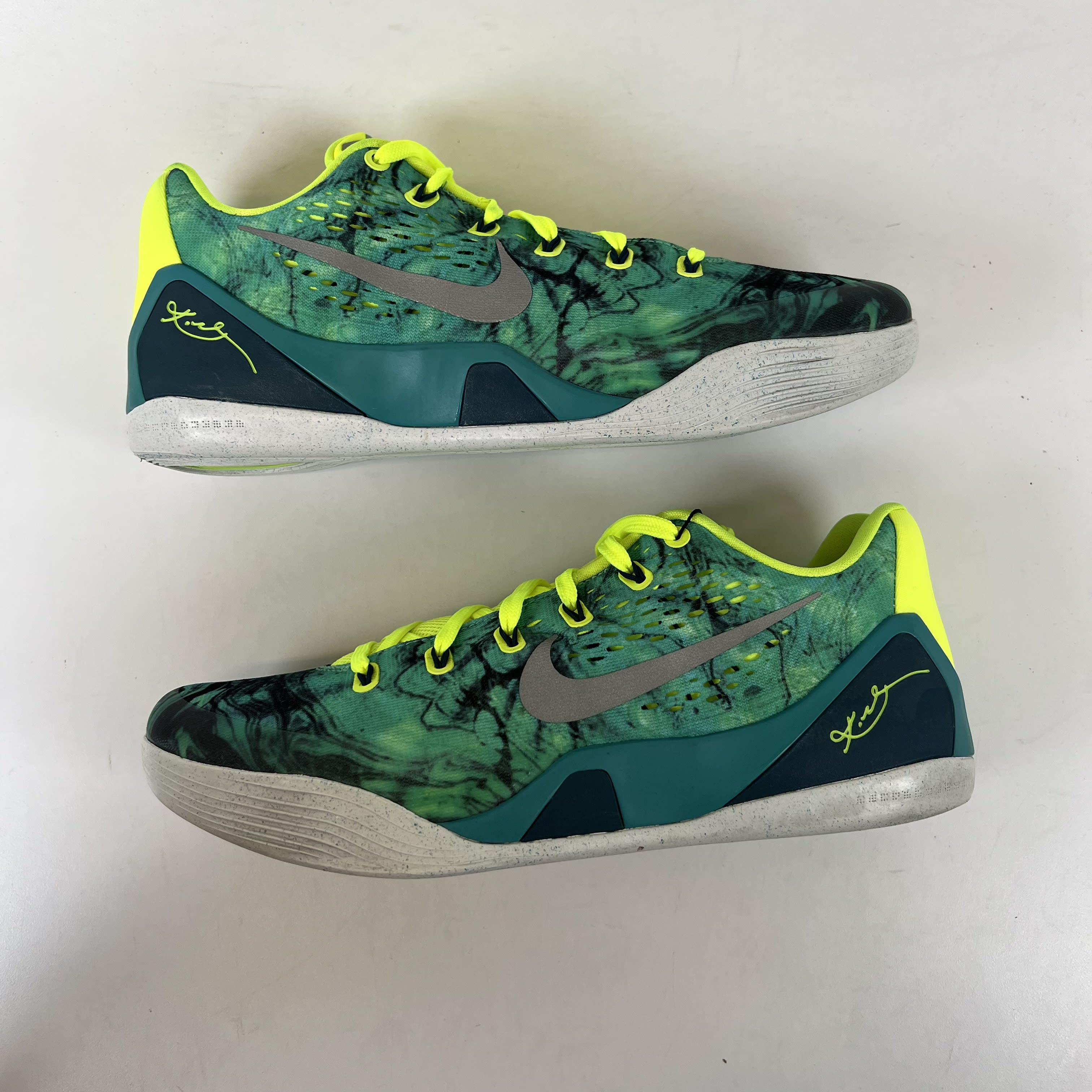 [SP15543] Nike Kobe 9 EM Low Easter