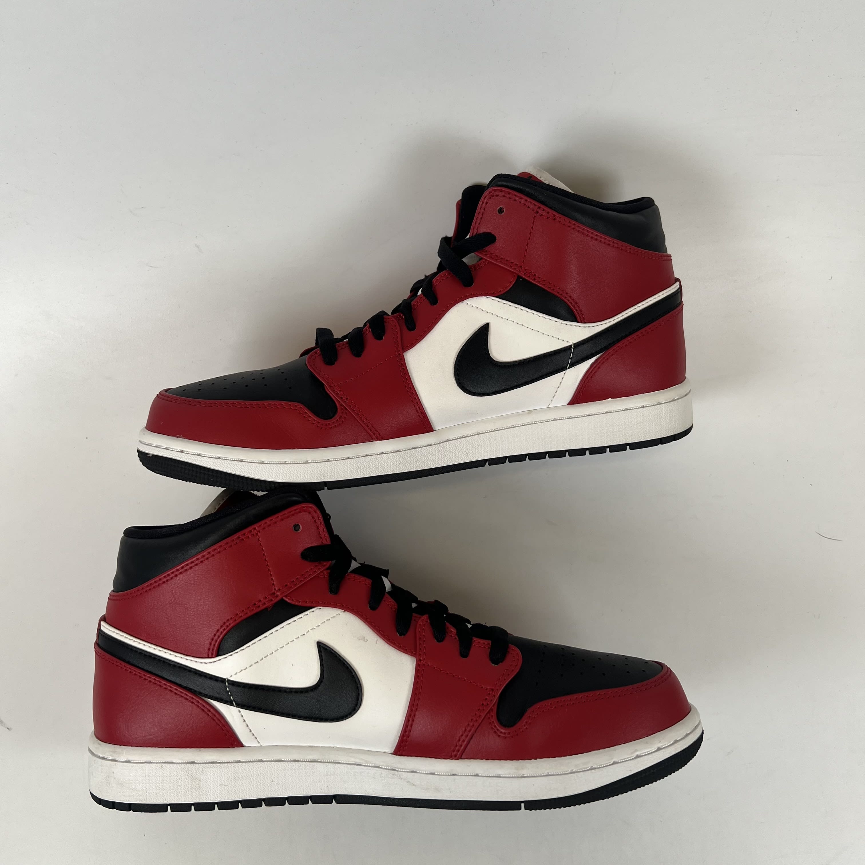 [SP11100] Jordan 1 Mid Chicago Toe