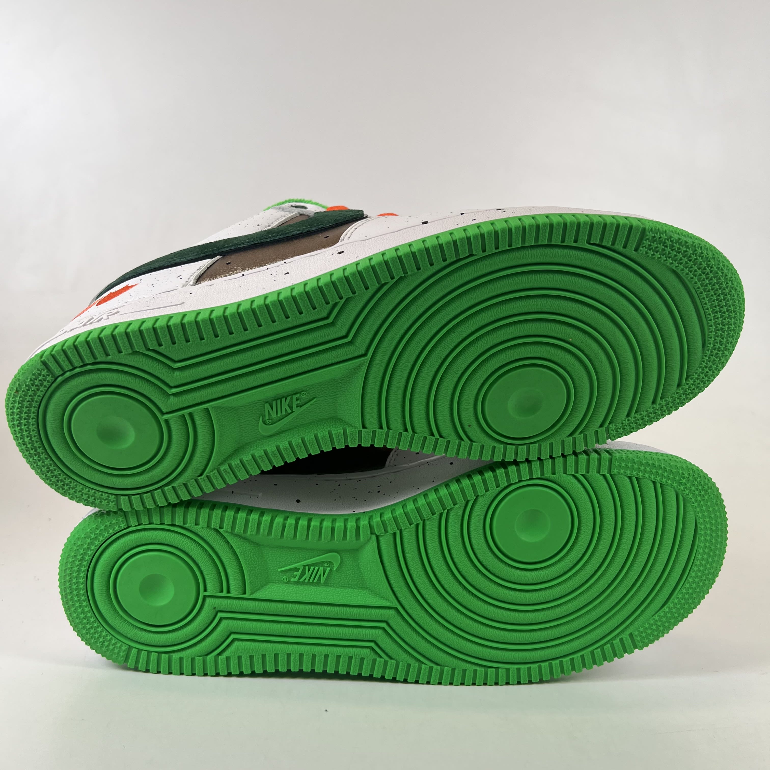 [SP15060] Nike Air Force 1 Low Ducks of a Feather University of Oregon Egg or Duck