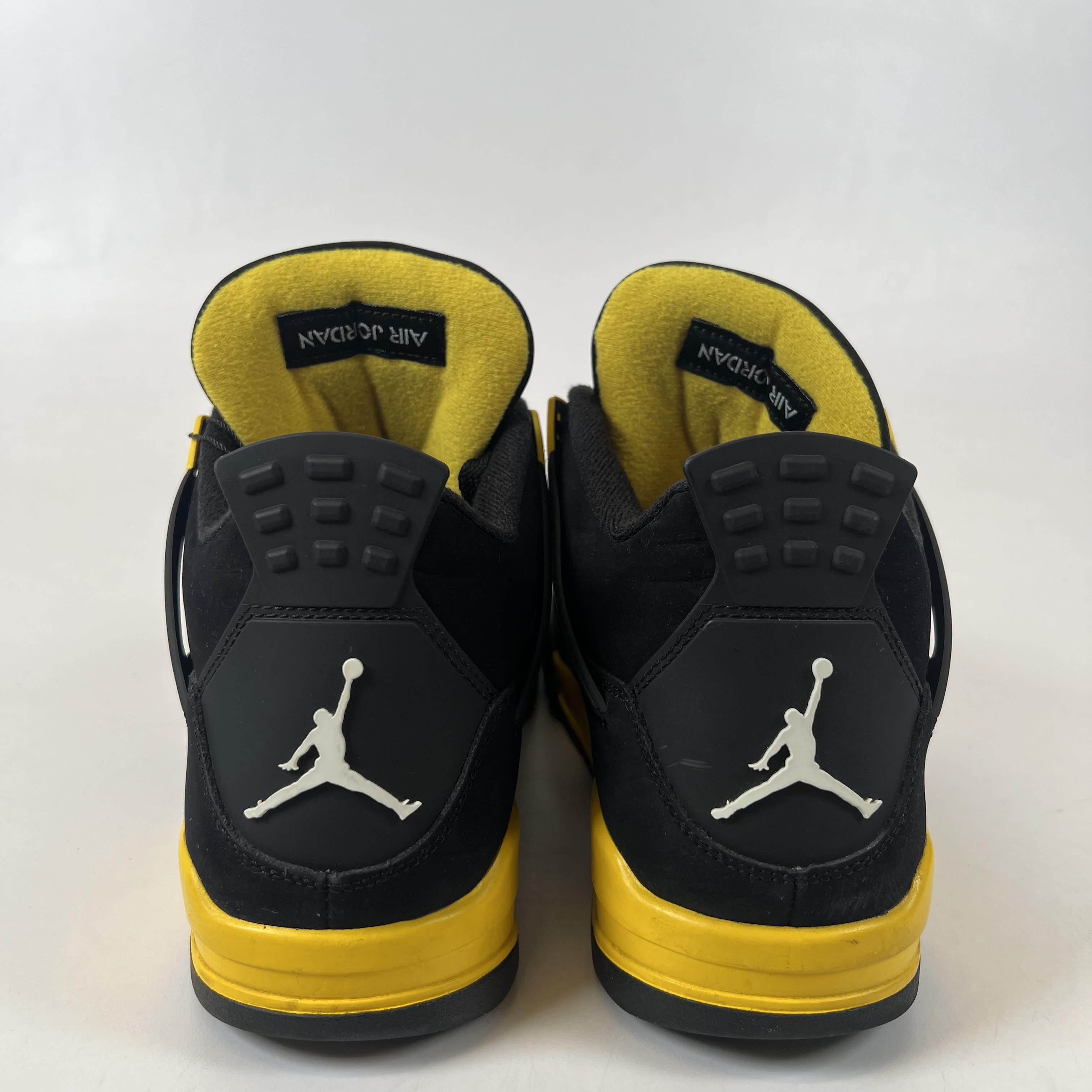 [SP14499] Jordan 4 Retro Thunder (2023)