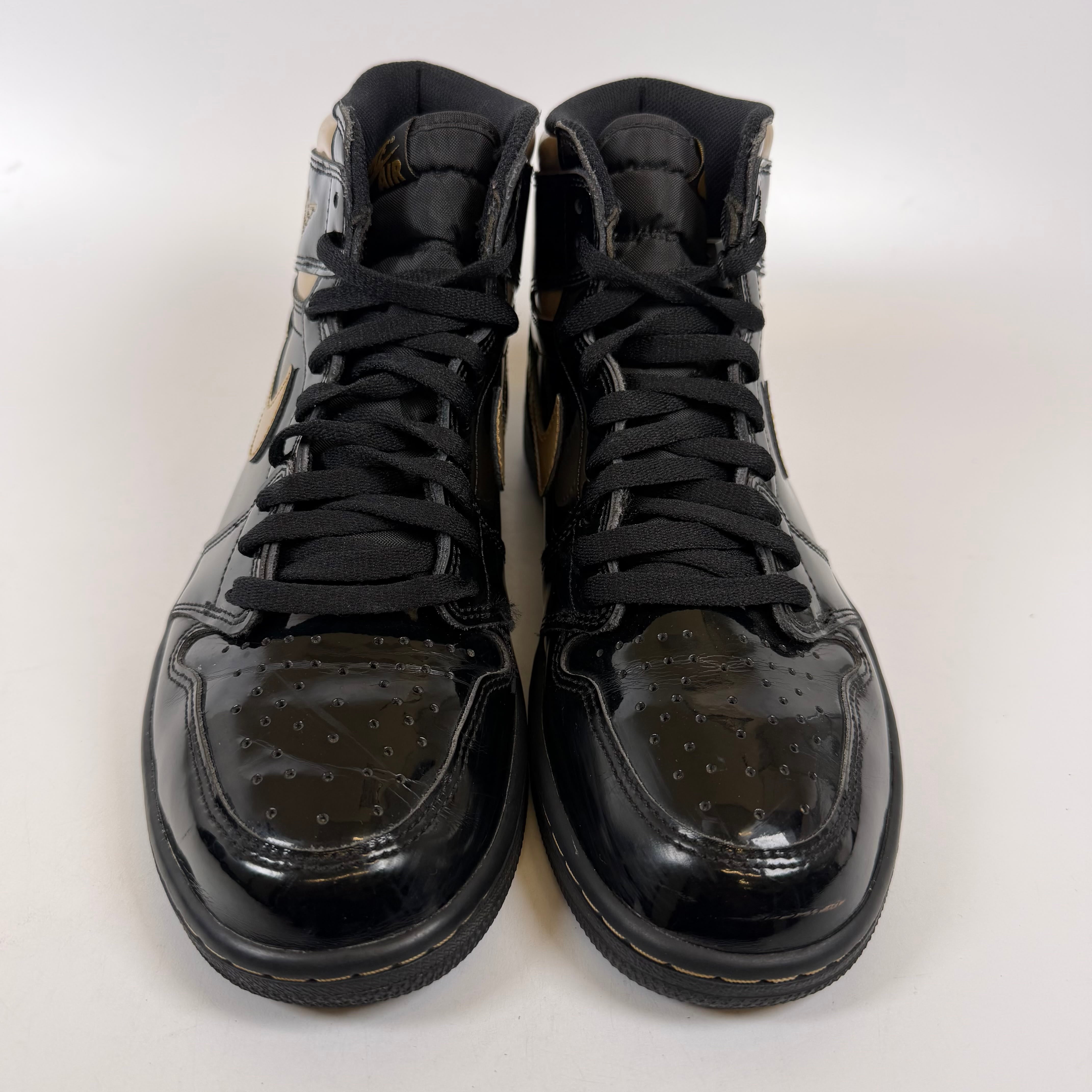 [SP9798] Jordan 1 Retro High Black Metallic Gold (2020)