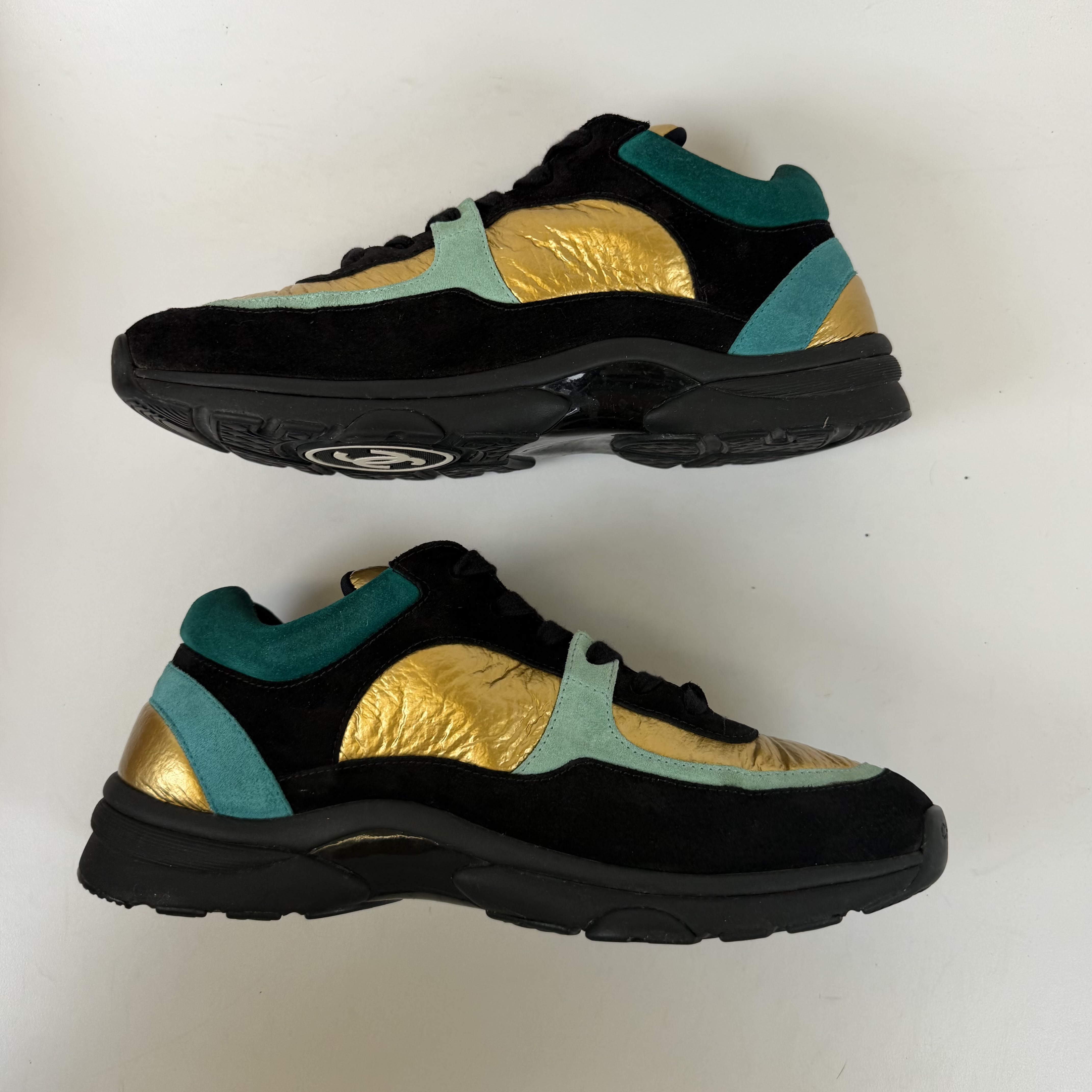 [SP14567] Chanel CC Foil Suede Sneakers