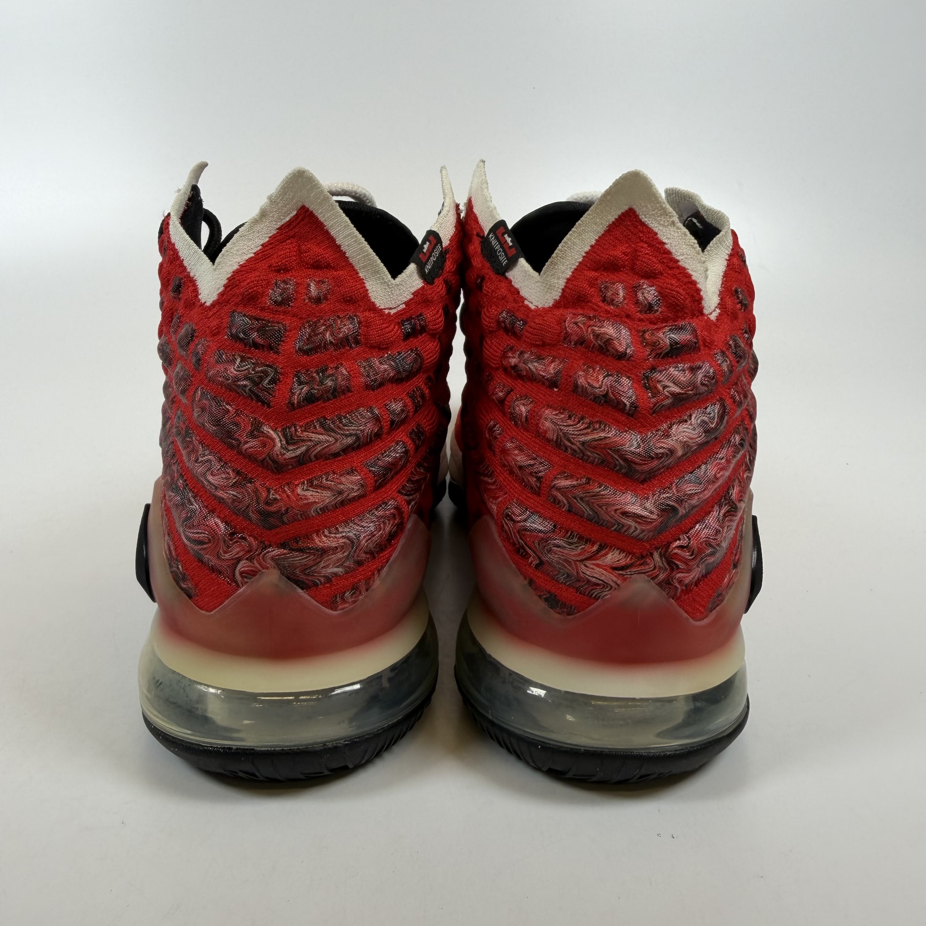 [SP10811] Nike LeBron 17 Uptempo