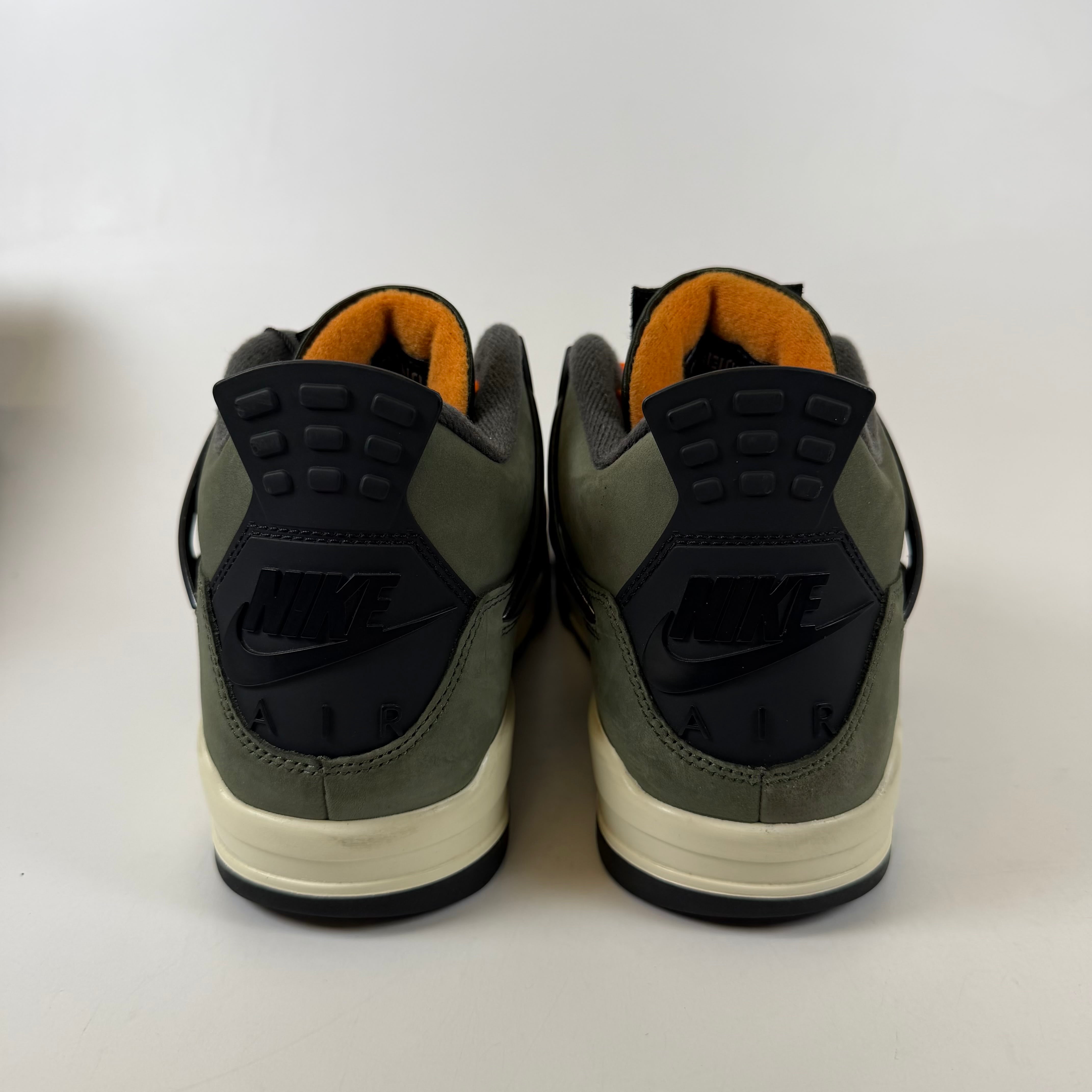 [SP15205] Jordan 4 Retro OG SP Undefeated (2025)