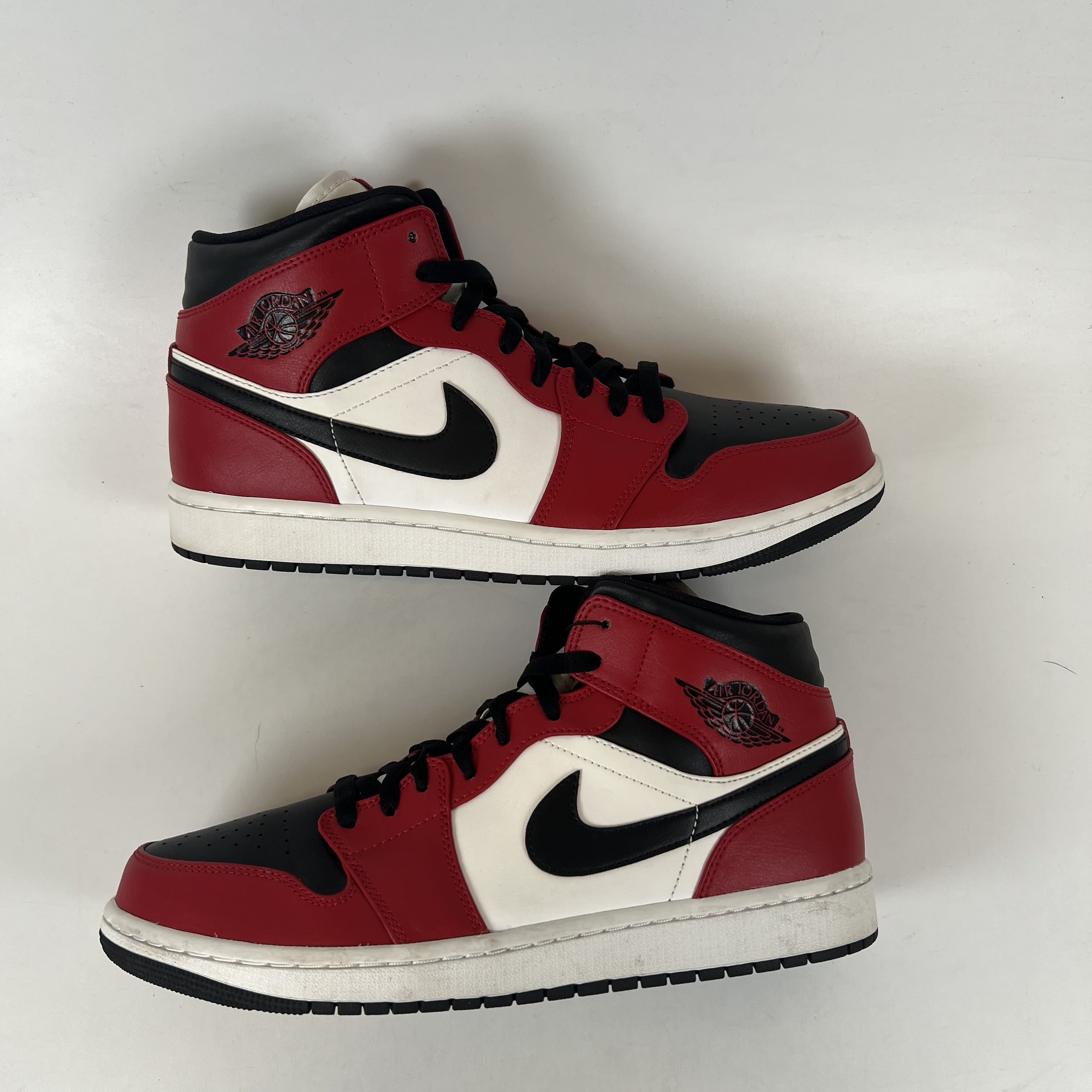 [SP11100] Jordan 1 Mid Chicago Toe