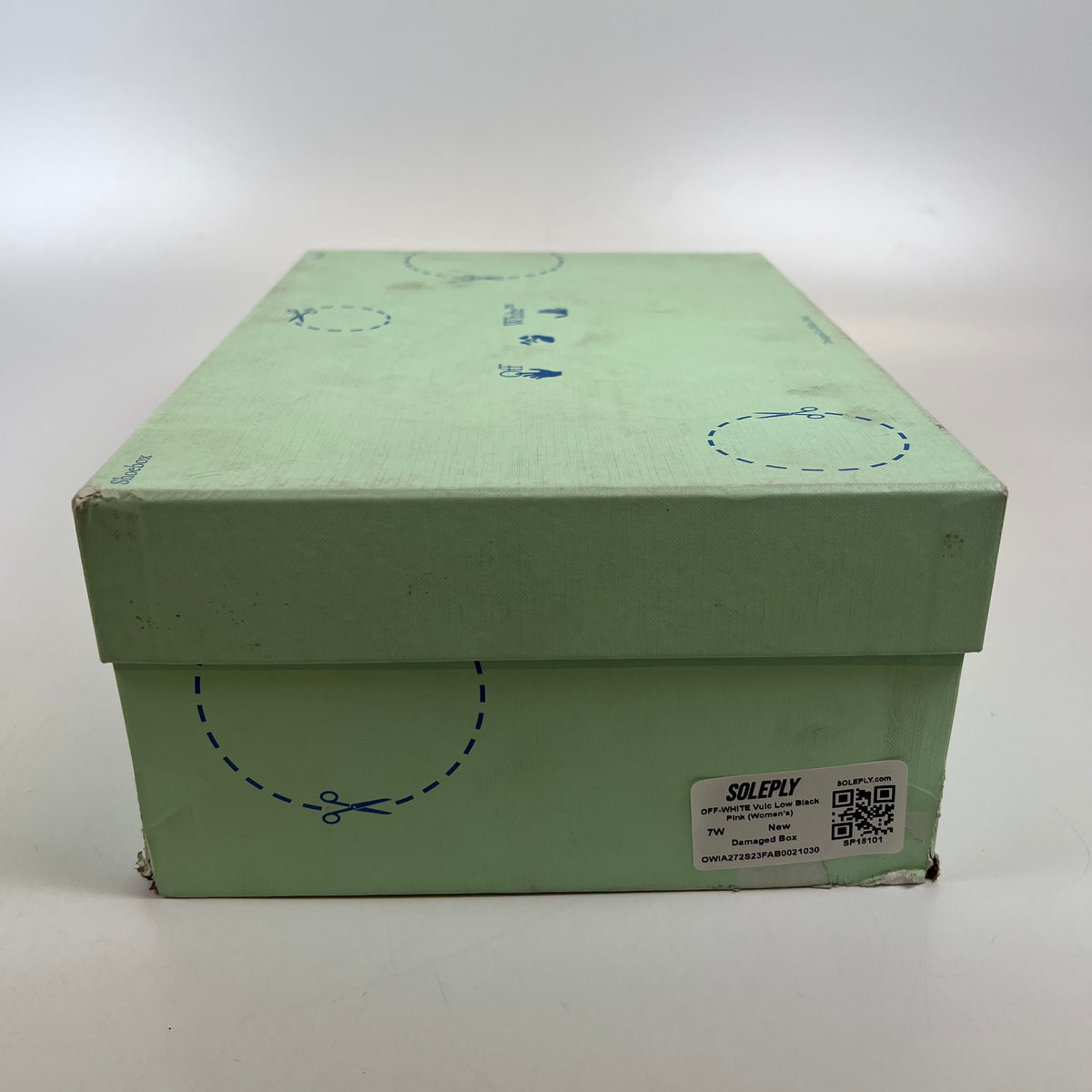 https://res.cloudinary.com/dlqdbsx2k/image/upload/v1790354152/blob_tt96wz.jpg