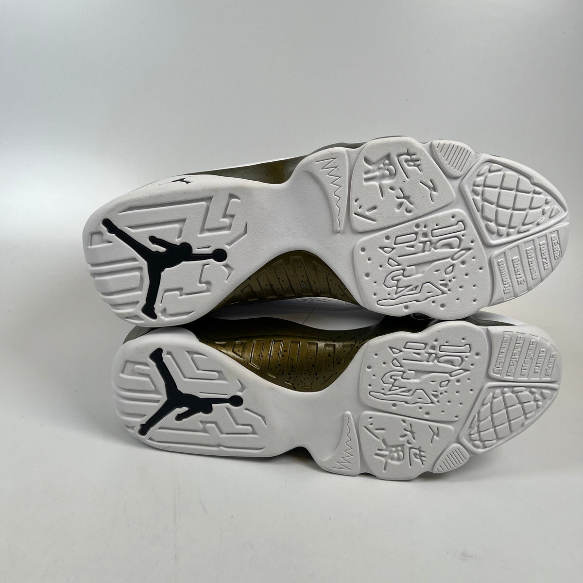 https://res.cloudinary.com/dlqdbsx2k/image/upload/v1792000907/blob_ucl2in.jpg