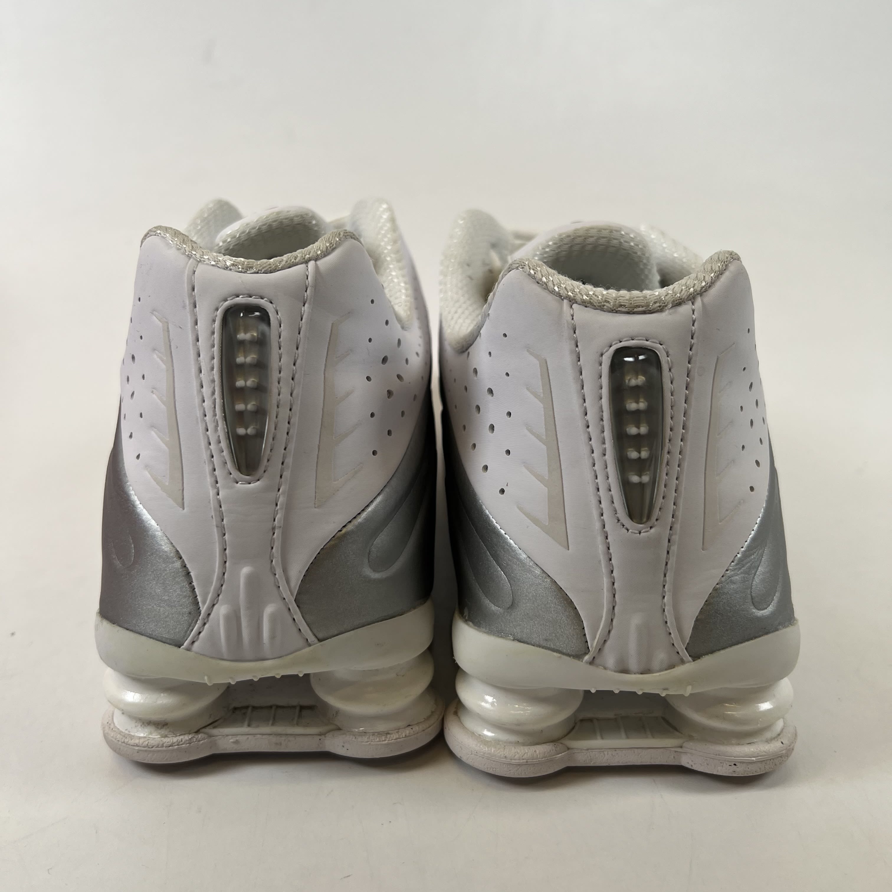 [SP15219] Nike Shox R4 White Bright Crimson Metallic Silver