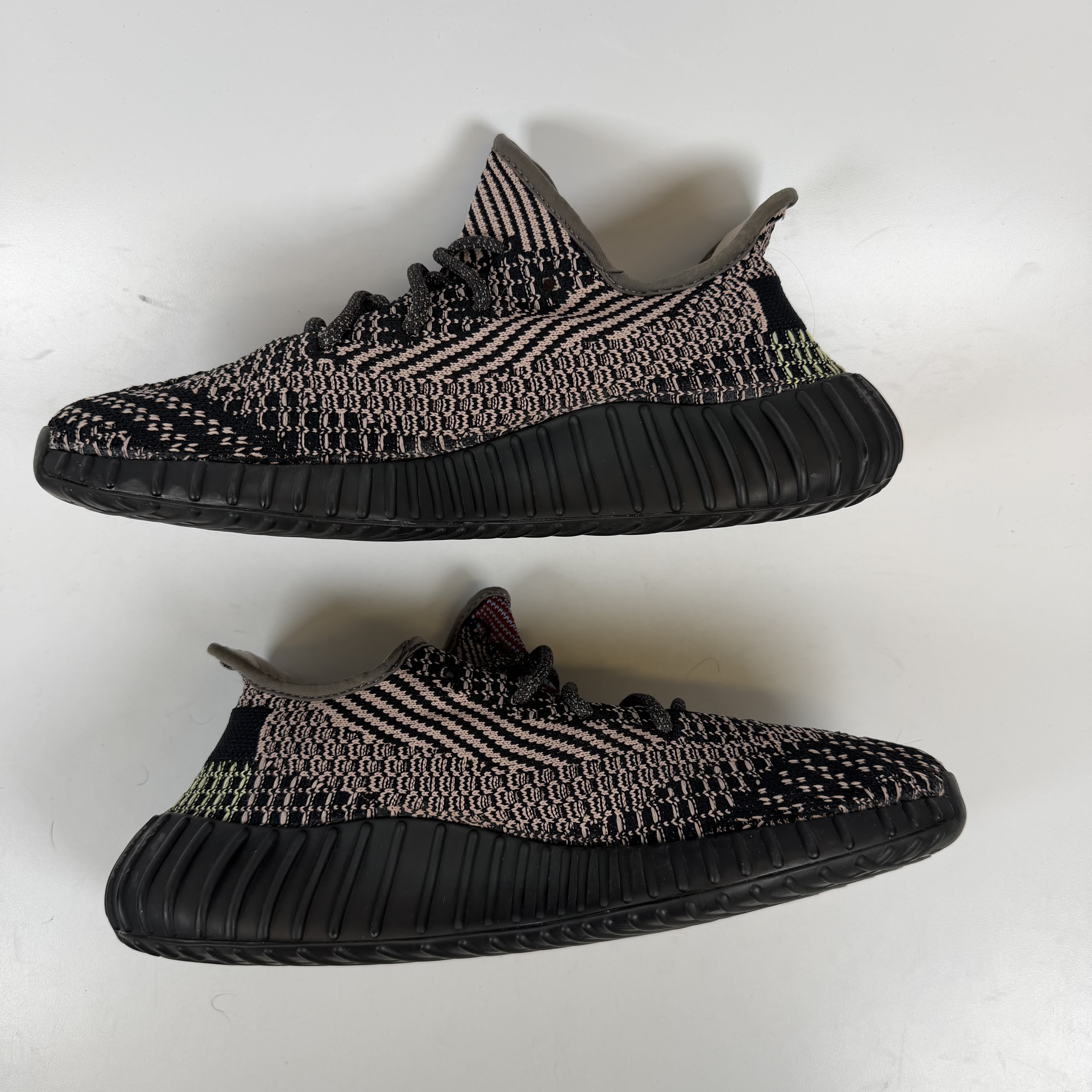 [SP14077] adidas Yeezy Boost 350 V2 Yecheil (Non-Reflective)