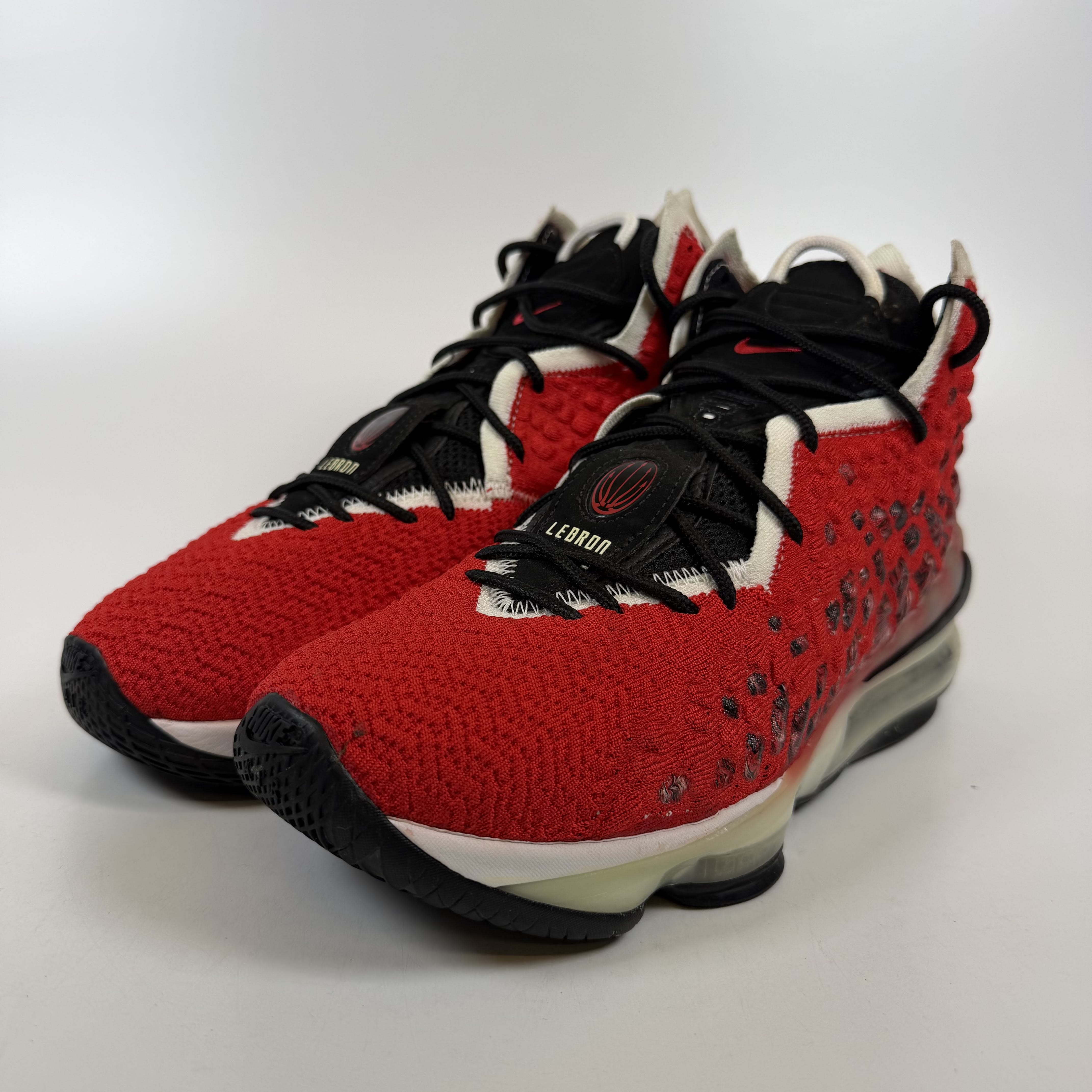 [SP10811] Nike LeBron 17 Uptempo