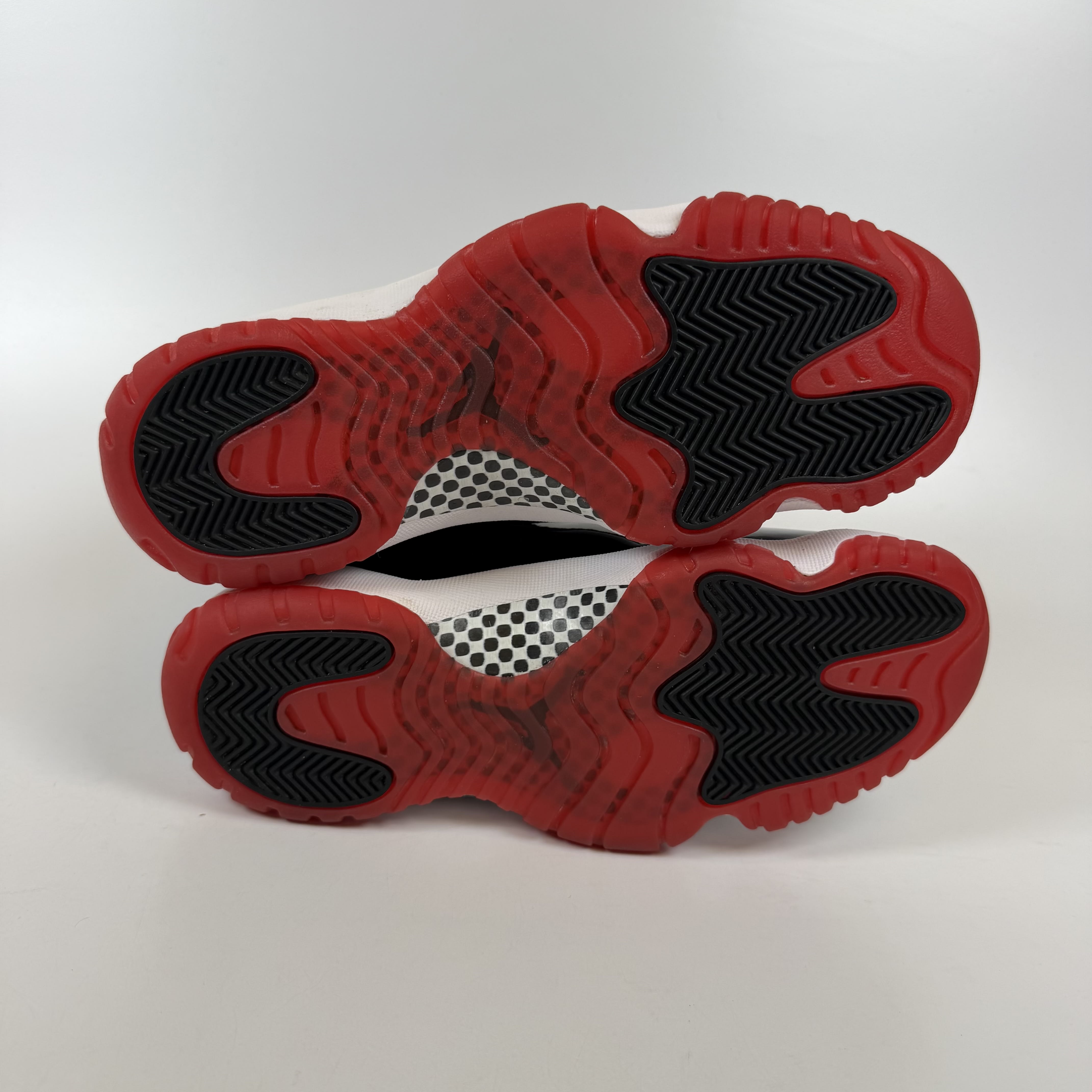 [SP11550] Jordan 11 Retro Playoffs Bred (2019)