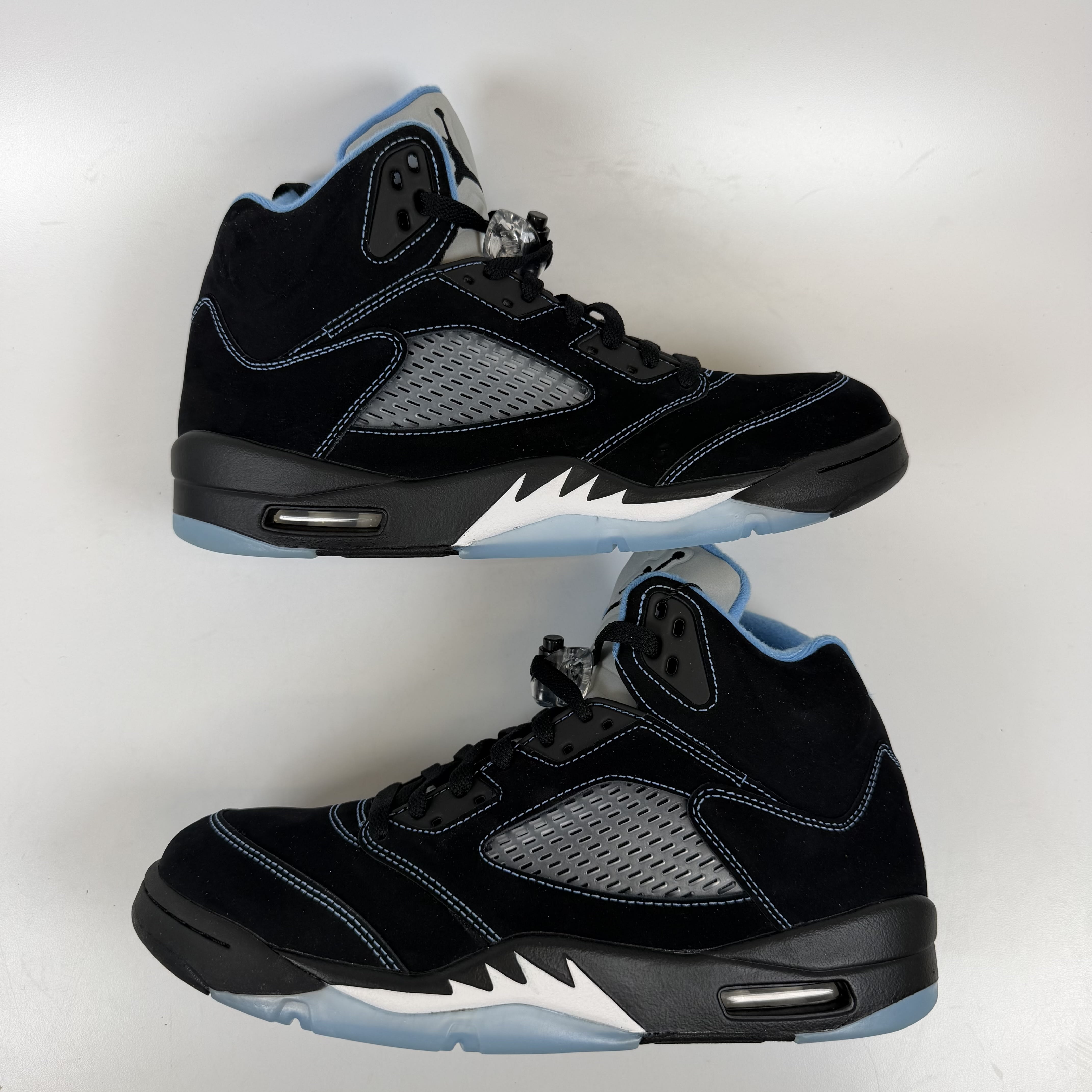 [SP15109] Jordan 5 Retro Black University Blue (2026)