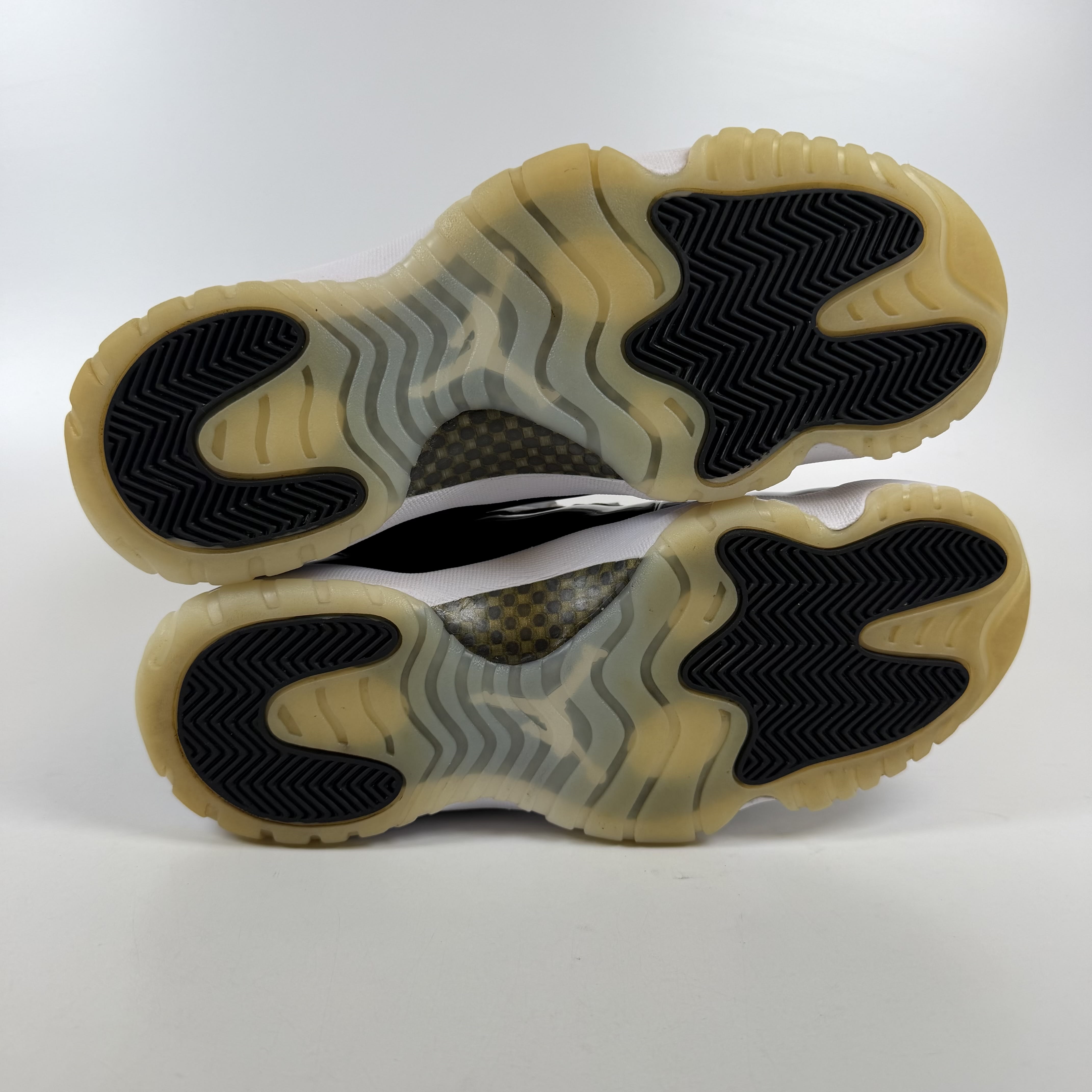 [SP15926] Jordan 11 Retro DMP Gratitude (2023)