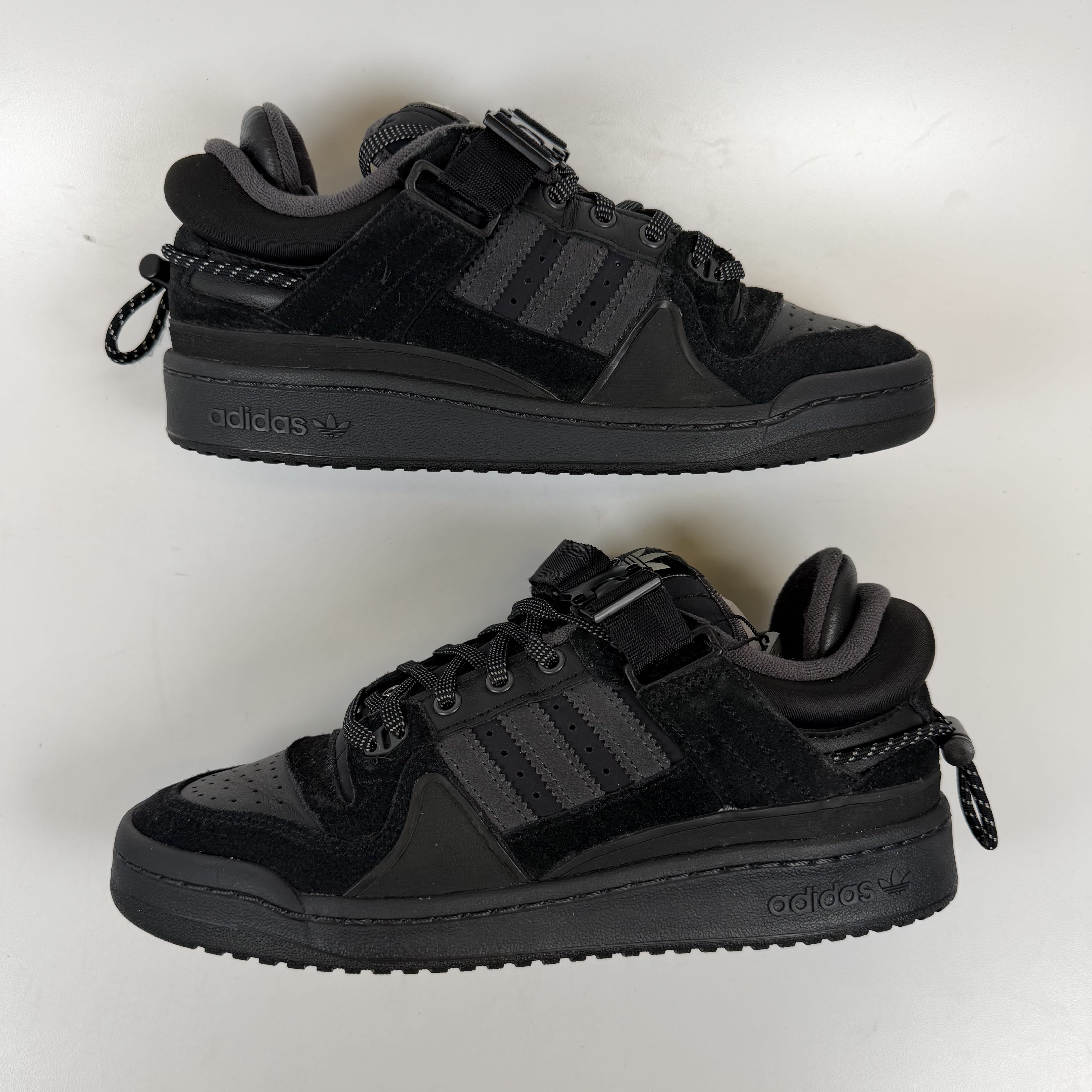 [SP15591] adidas Forum Low Bad Bunny Back to School