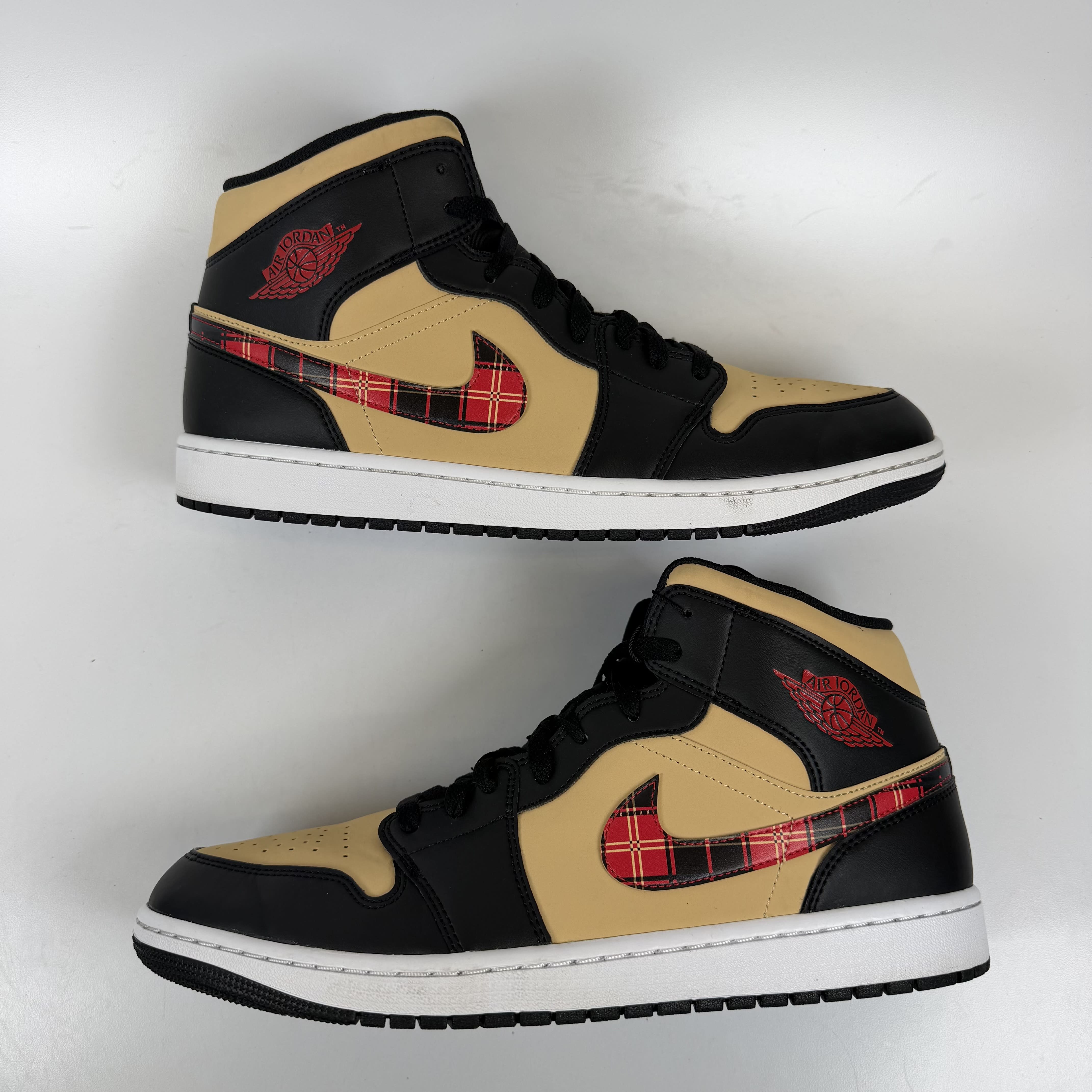 [SP13051] Air Jordan 1 Mid Tartan Swoosh