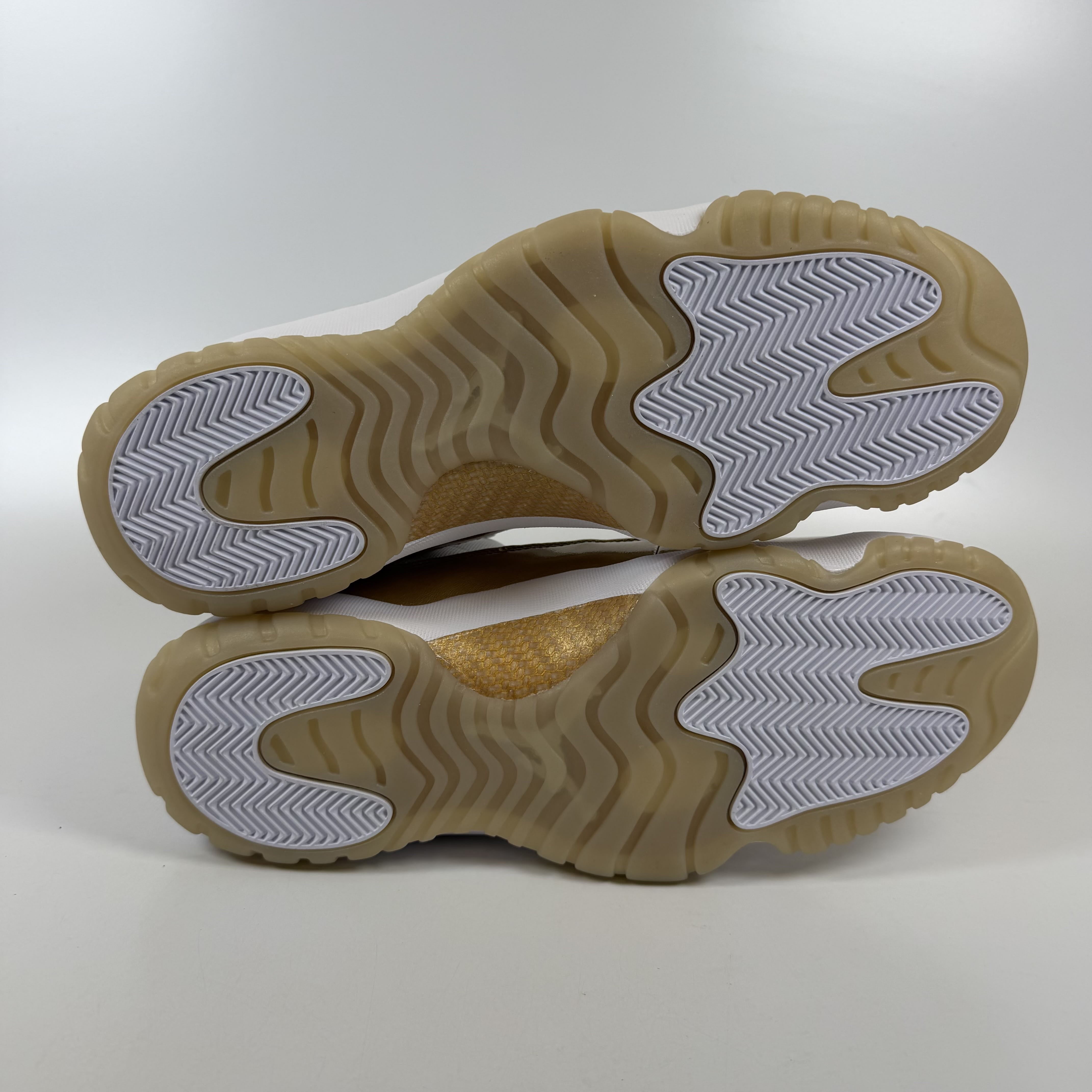 [SP16062] Air Jordan 11 Low WMNS "Mother’s Day" AH7860 102