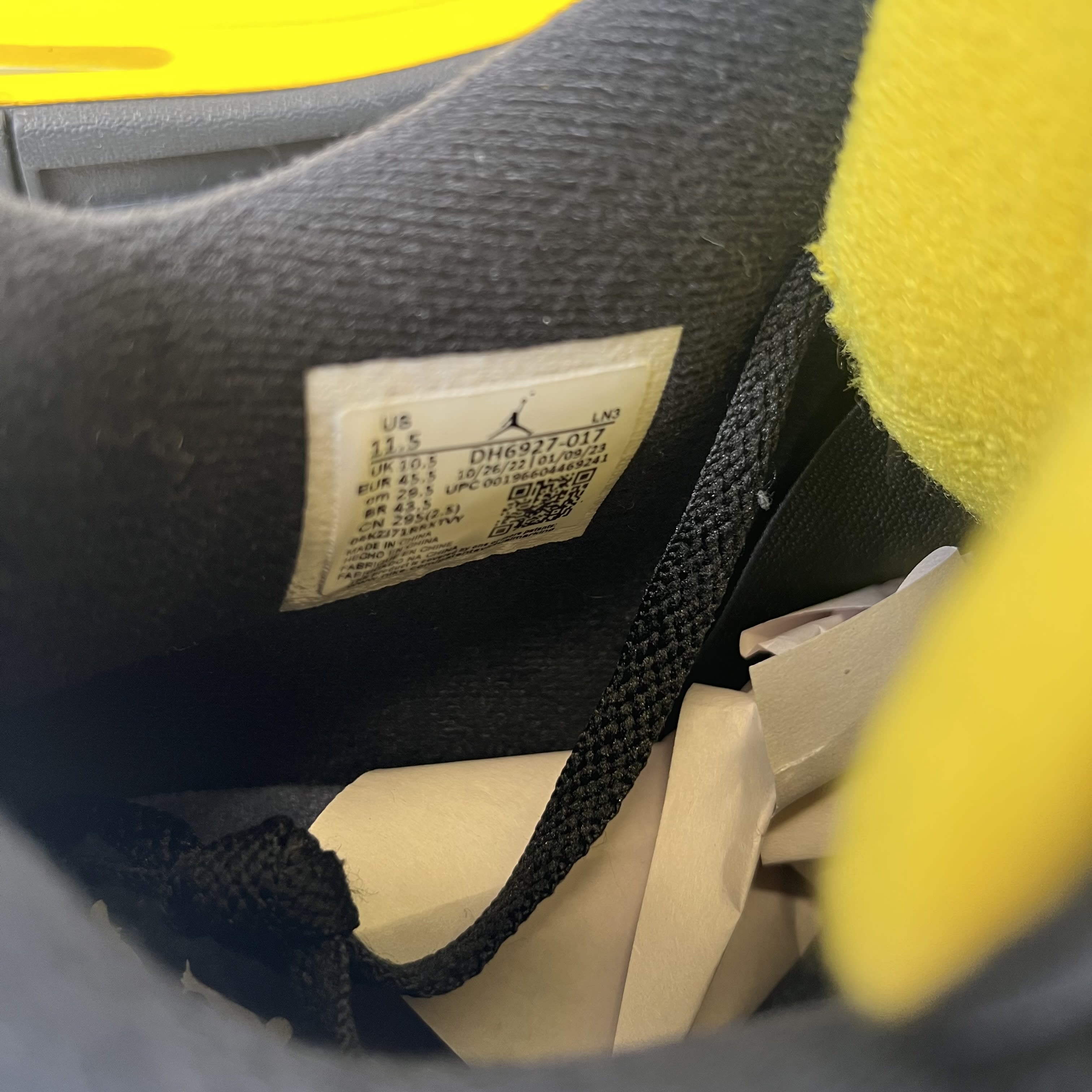 [SP14499] Jordan 4 Retro Thunder (2023)