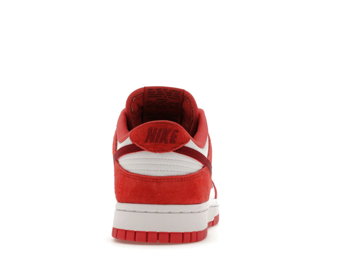 784604 Nike Dunk Low Valentine's Day (2024) (Women's)